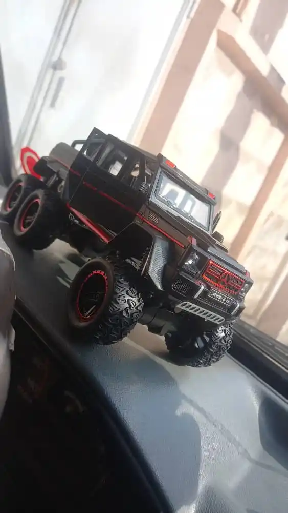FIDGO avtomobil modeli, Mercedes G63 AMG 6x6