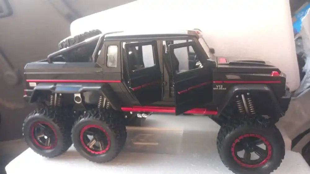 FIDGO avtomobil modeli, Mercedes G63 AMG 6x6