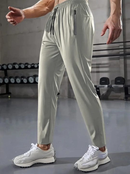 Erkaklar sport shimlari