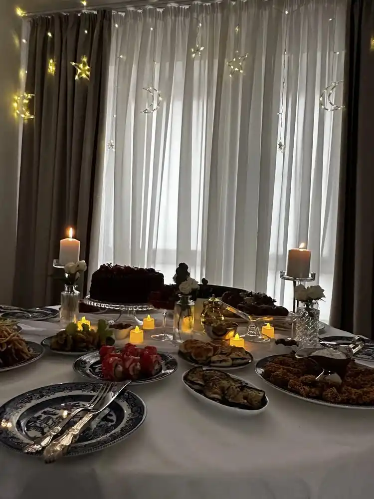 Bayram bezaklari Ramazon muborak gulchambari girlyanda oy va yulduz uyga, mashinaga, 3 m