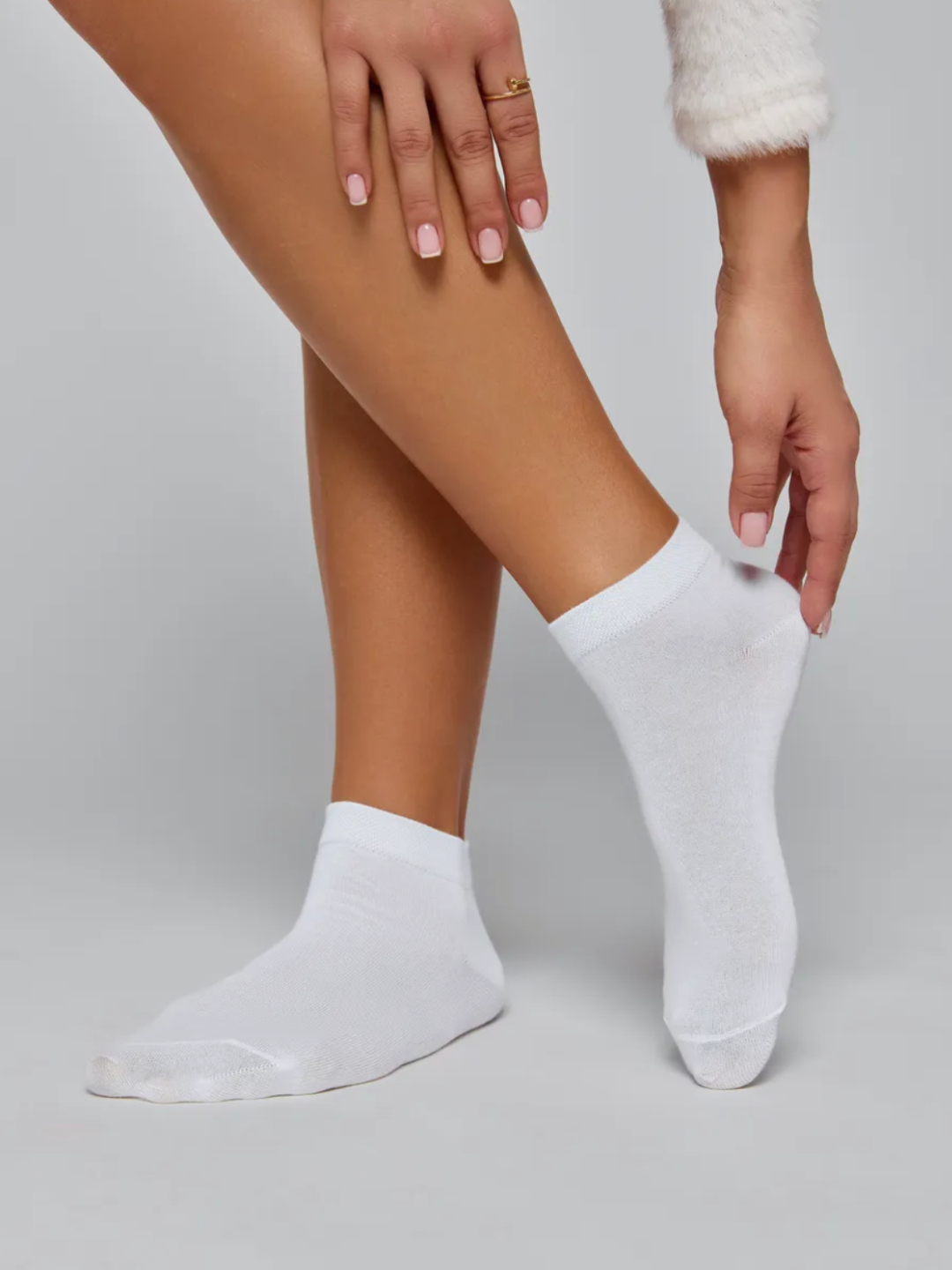 Yulenka porno sahnalari Shisha kabi narsalar bilan ayol jinsiy aloqa