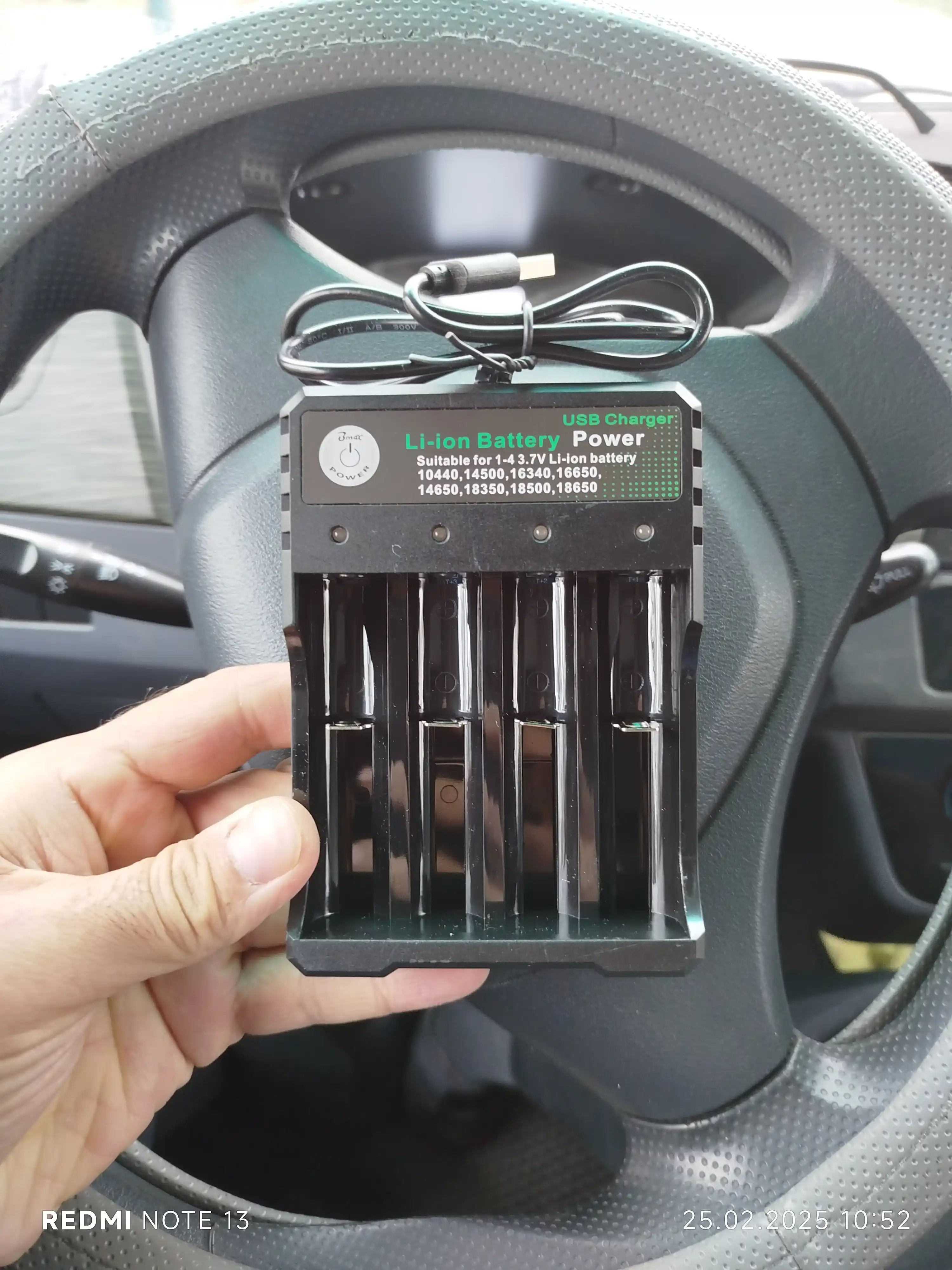 Зарядное устройство USB для аккумуляторных батареек