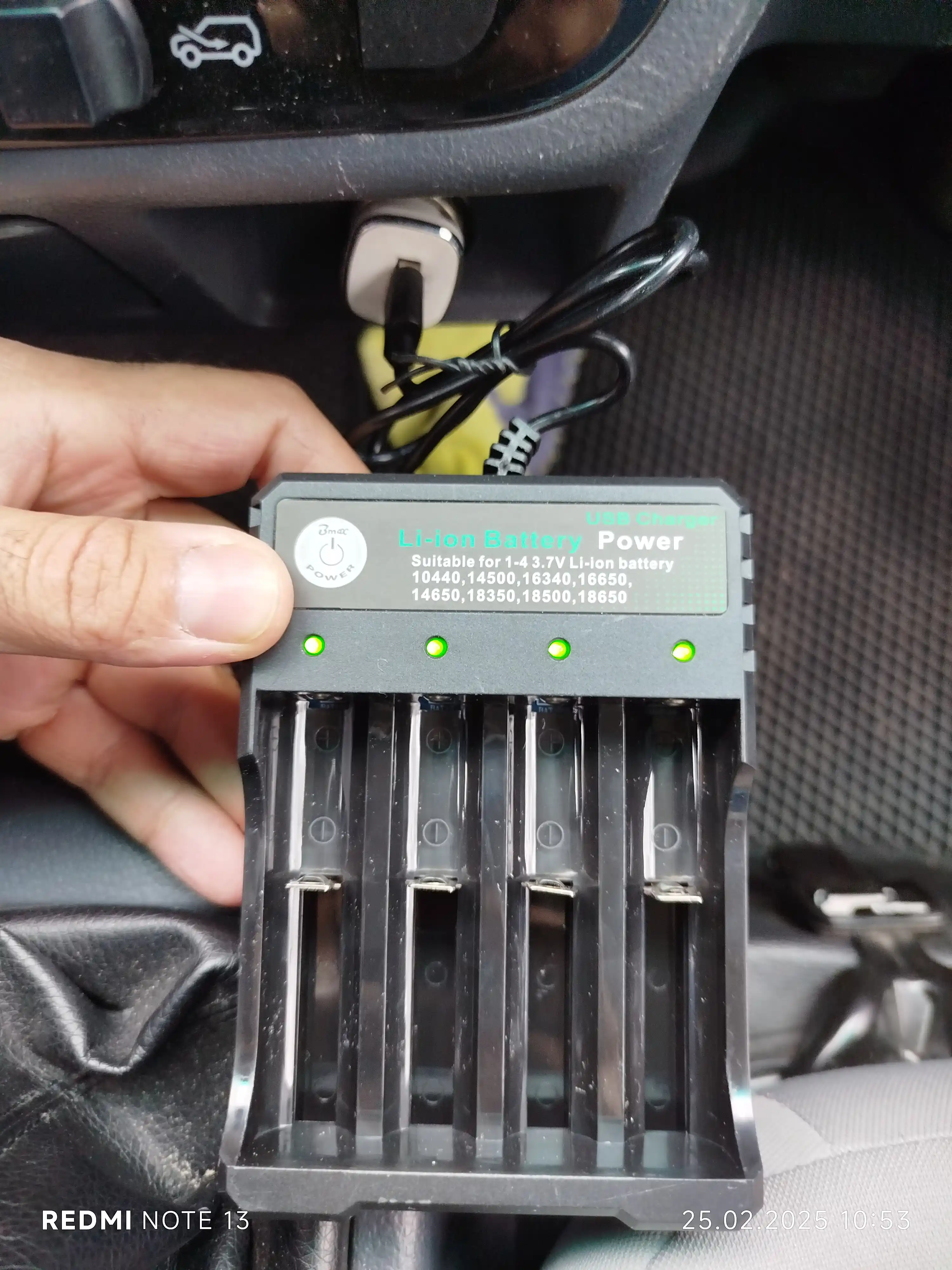 Зарядное устройство USB для аккумуляторных батареек