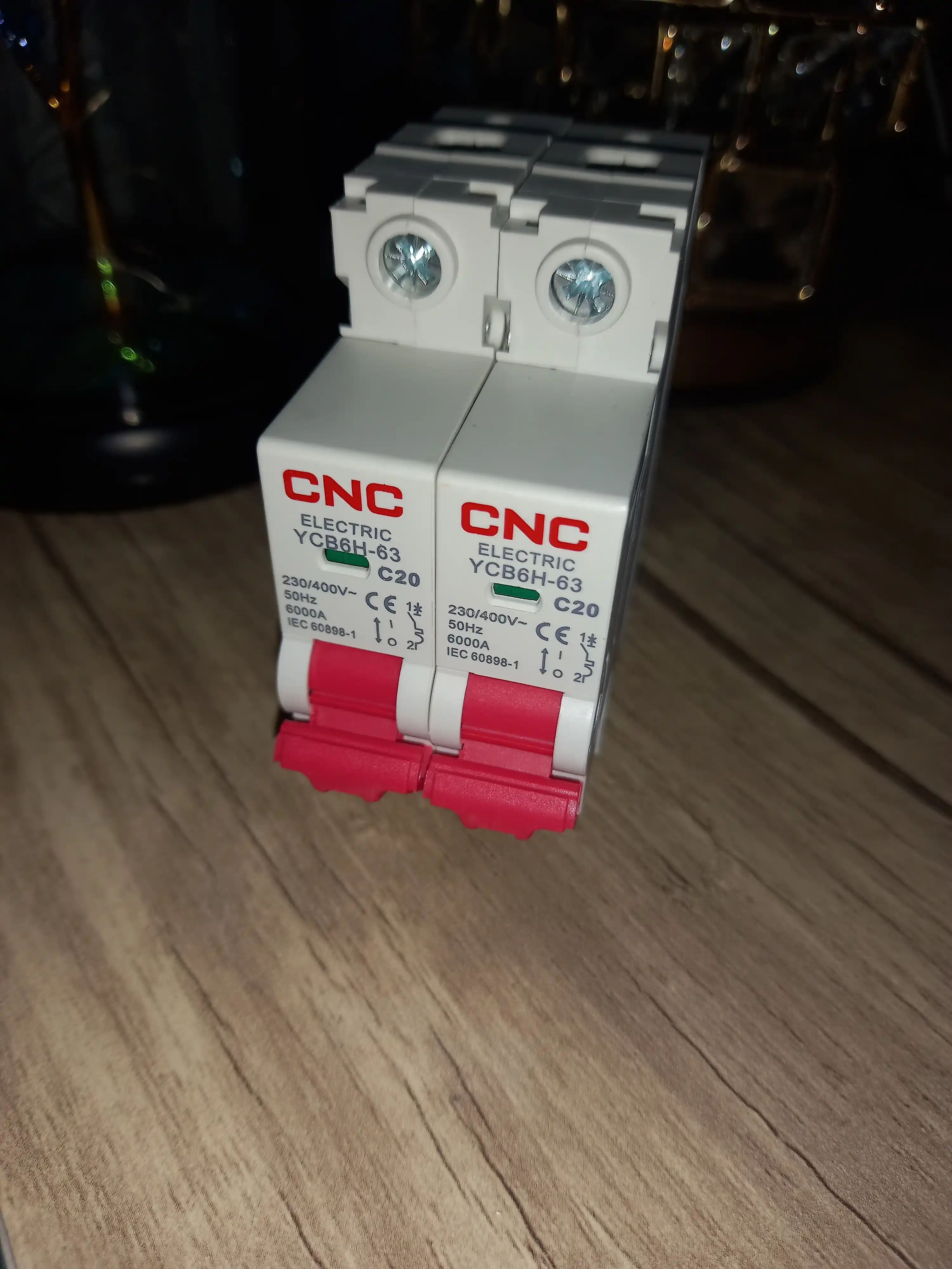YCB6-63H 1-polyusli avtomatik o'chirgichi (1A - 63A)