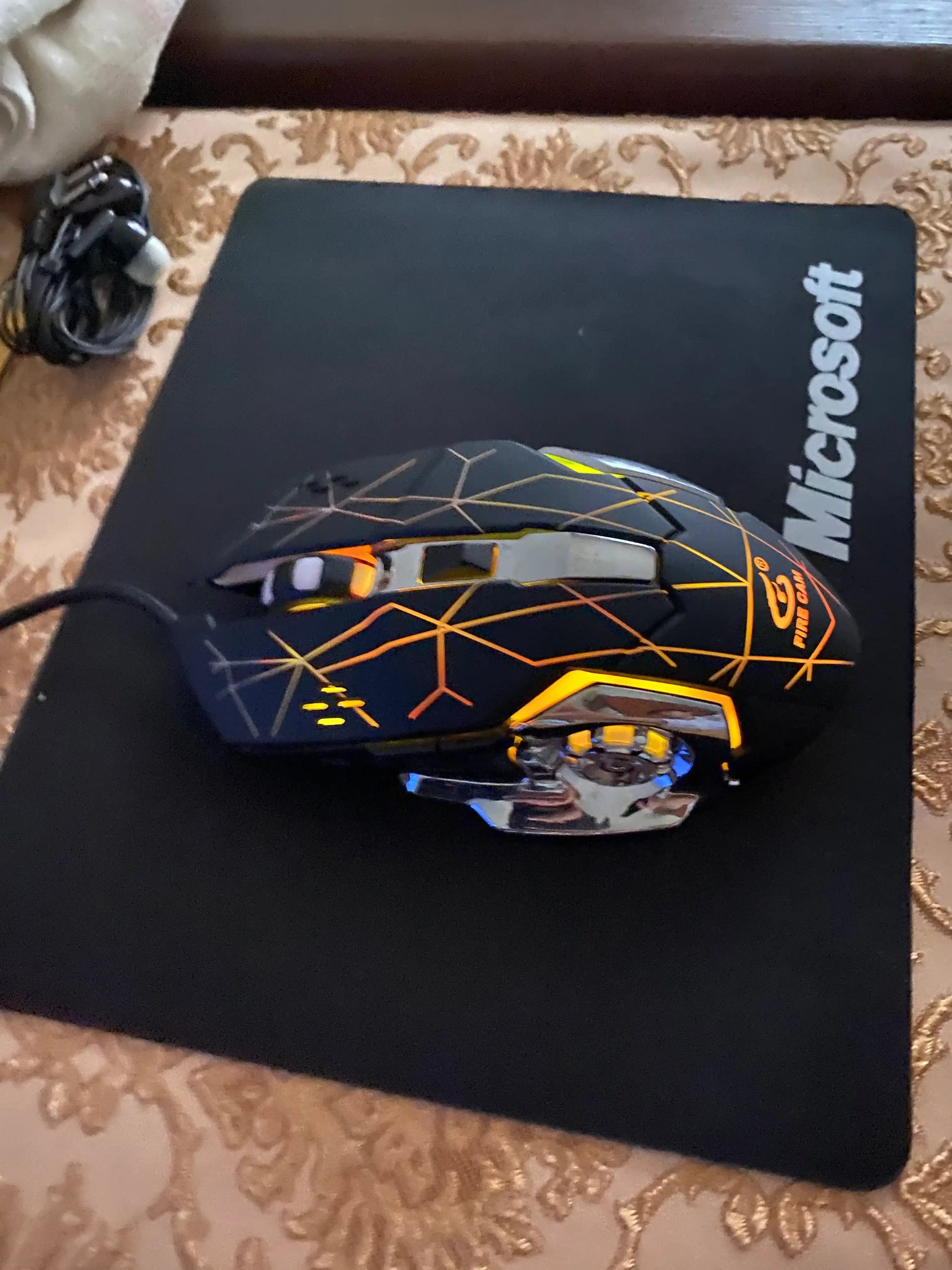 Проводная  игровая мышь GM6,  3200DPI со светодиодом RGB