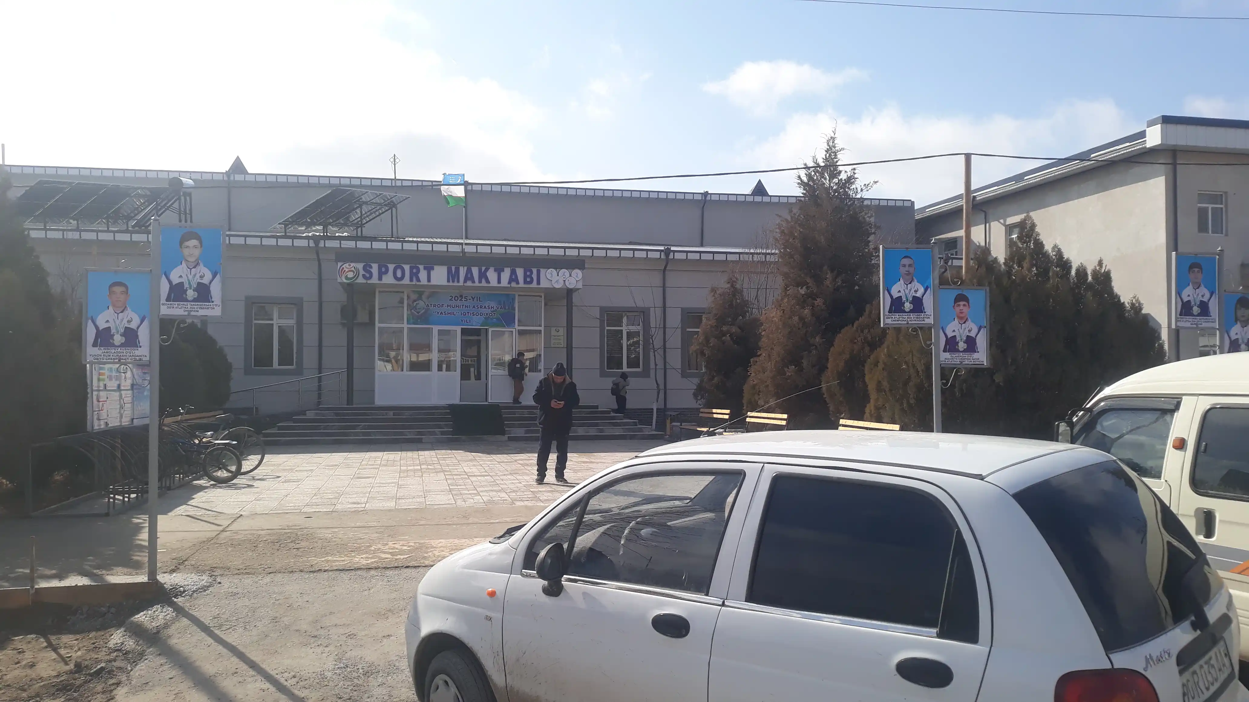 Kalit teshigi uchun halqa nakleyka-uzuk, yoritgich bilan