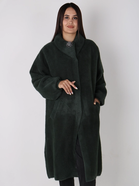 Ayollar uchun yuqori sifatli angora palto