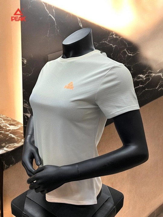 Ayollar sport futbolkasi PEAK SPORT