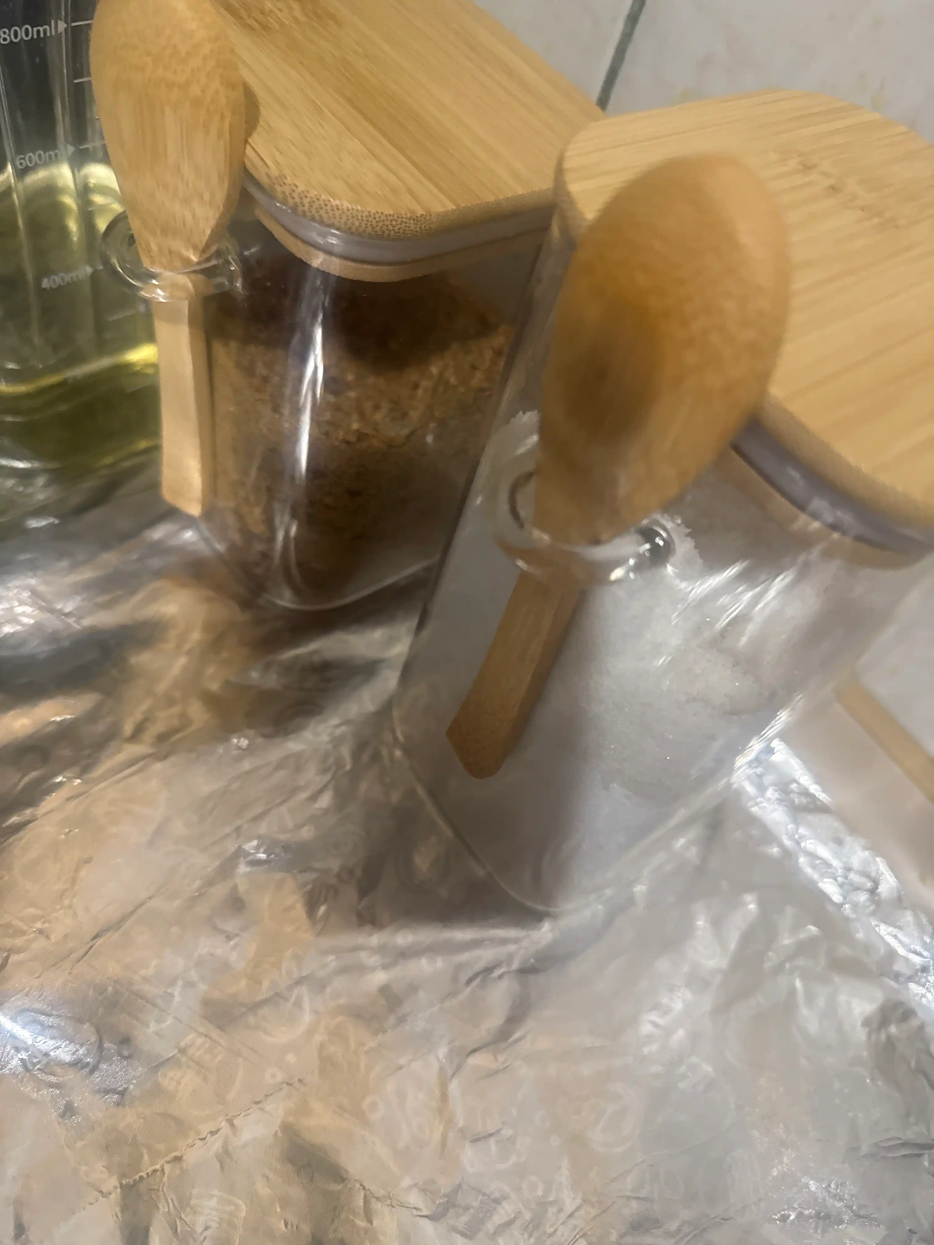 Стеклянный контейнер для хранения сыпучих продуктов, с ложкой, 1 шт