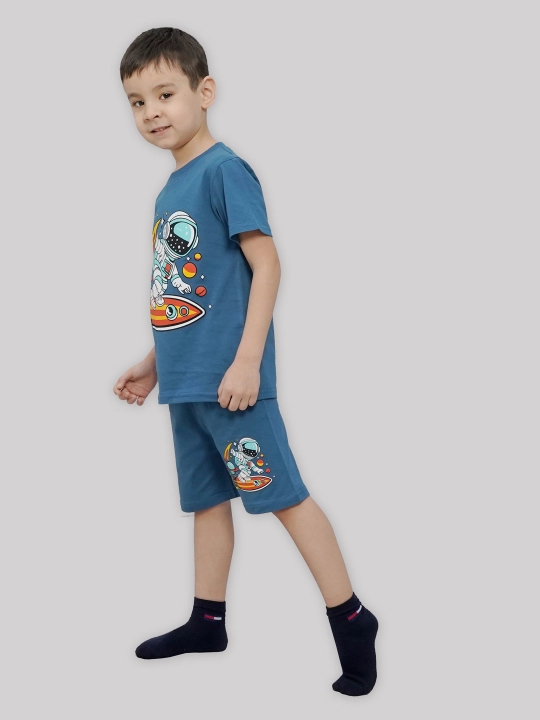 O'g'il bolalar uchun futbolka va shortiklar to'plami, 5-8 yosh CHASTE