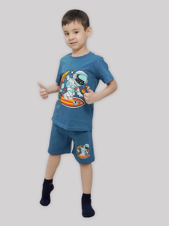 O'g'il bolalar uchun futbolka va shortiklar to'plami, 5-8 yosh CHASTE