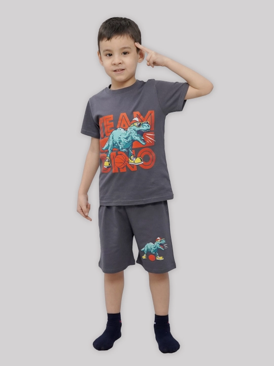 O'g'il bolalar uchun futbolka va shortiklar to'plami, 5-8 yosh CHASTE