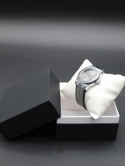 Мужские наручные часы HUBLOT, с батарейкой, в подарочной коробке — NEWATCH-HUBLOT1-CЕРМЕЛ