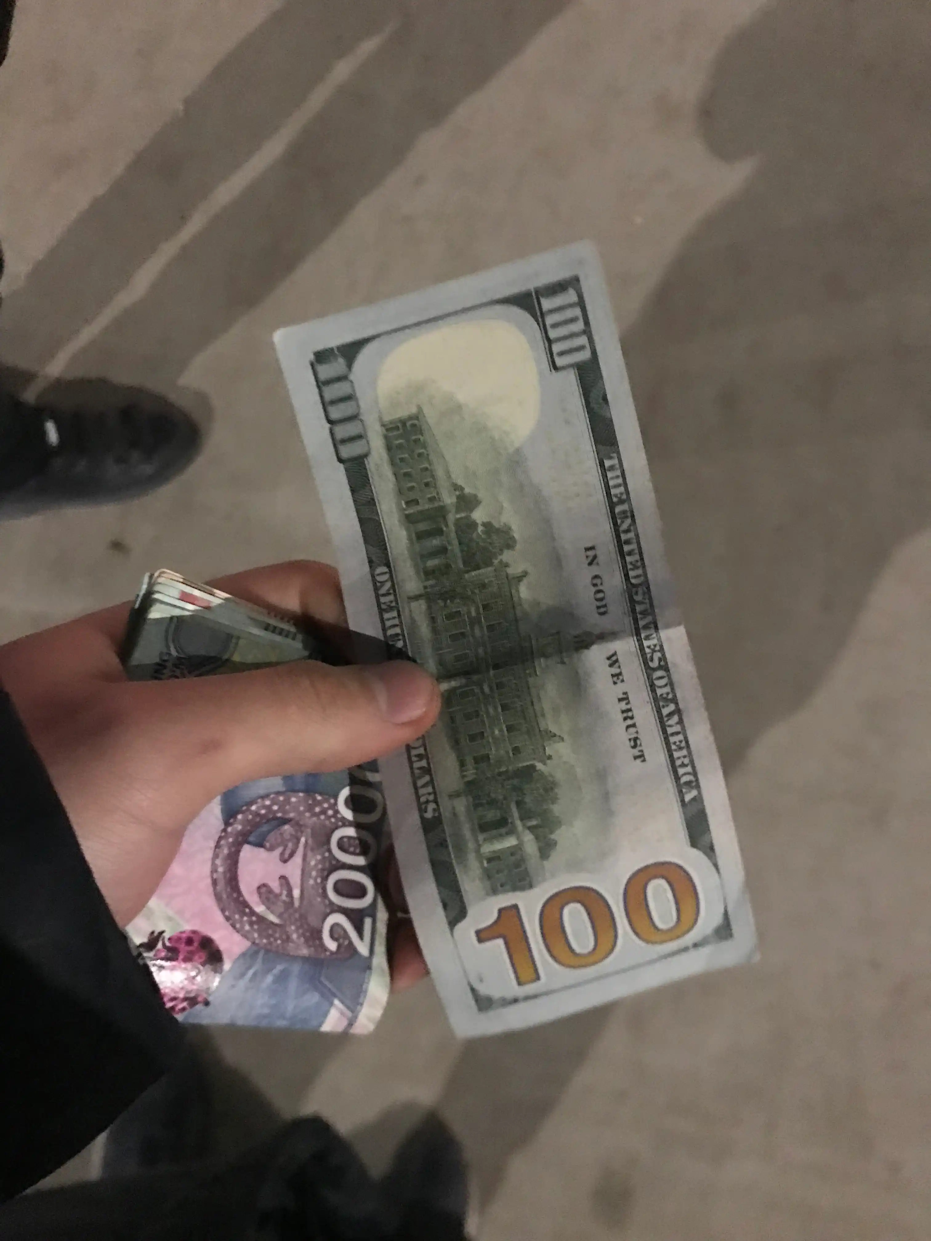 Сувенирные купюры 100 и 50 $ для изготовления украшений и цветов, дарения в подарок