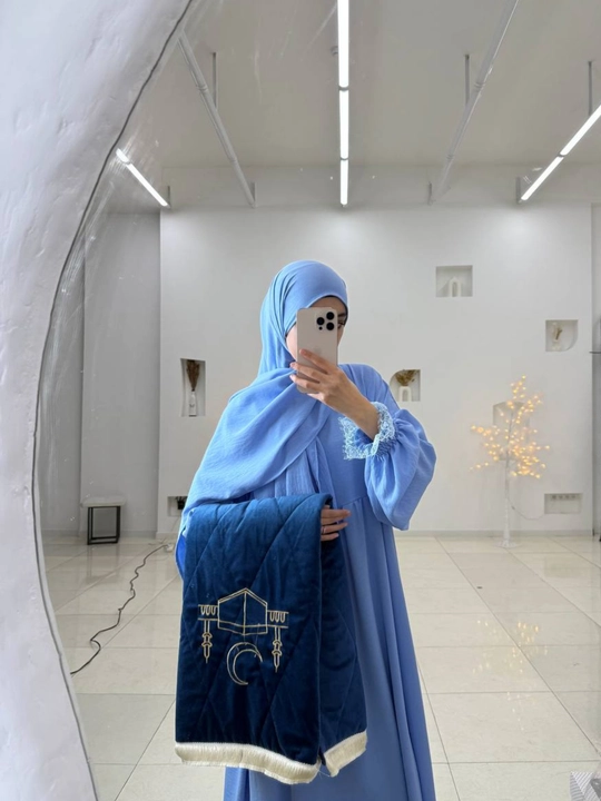 Abaya ko‘ylagi, himar, joynamoz, tasbeh, karobka va lentali sovg‘a to‘plami