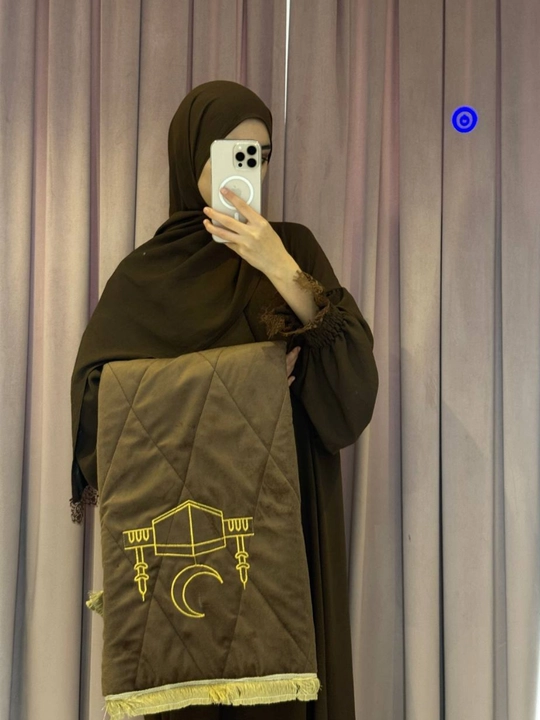 Abaya ko‘ylagi, himar, joynamoz, tasbeh, karobka va lentali sovg‘a to‘plami