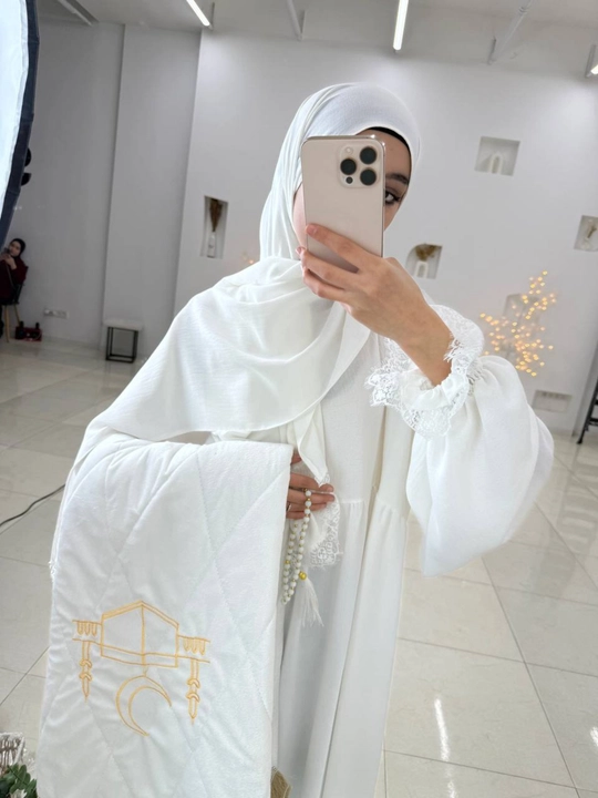 Abaya ko‘ylagi, himar, joynamoz, tasbeh, karobka va lentali sovg‘a to‘plami