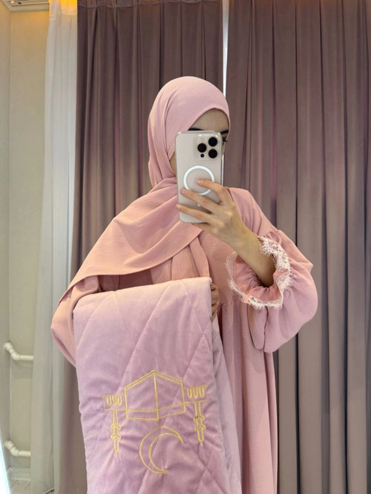 Abaya ko‘ylagi, himar, joynamoz, tasbeh, karobka va lentali sovg‘a to‘plami