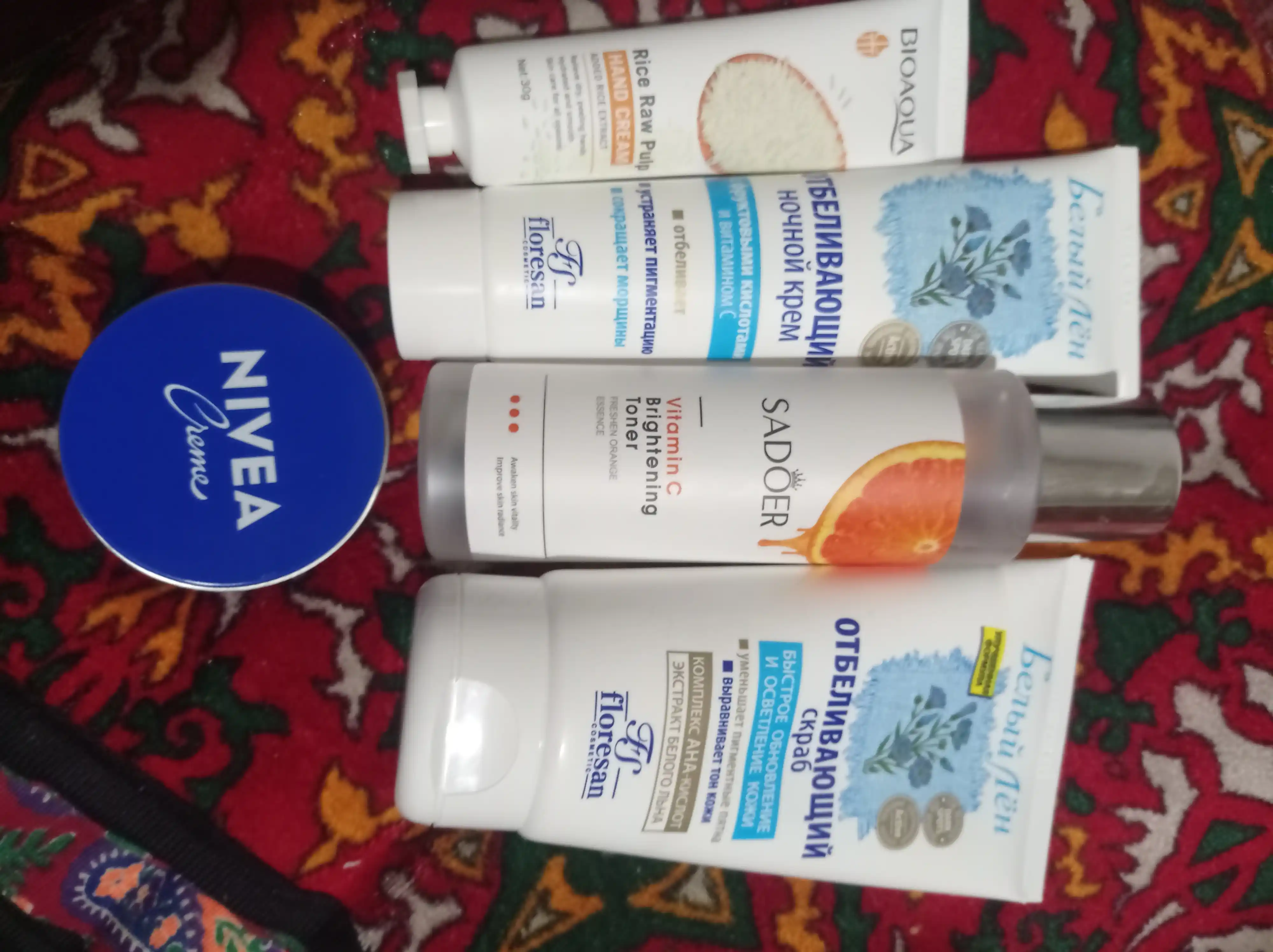 Oqartiruvchi skrab, terini tez yangilash va oqartirish, 100 ml