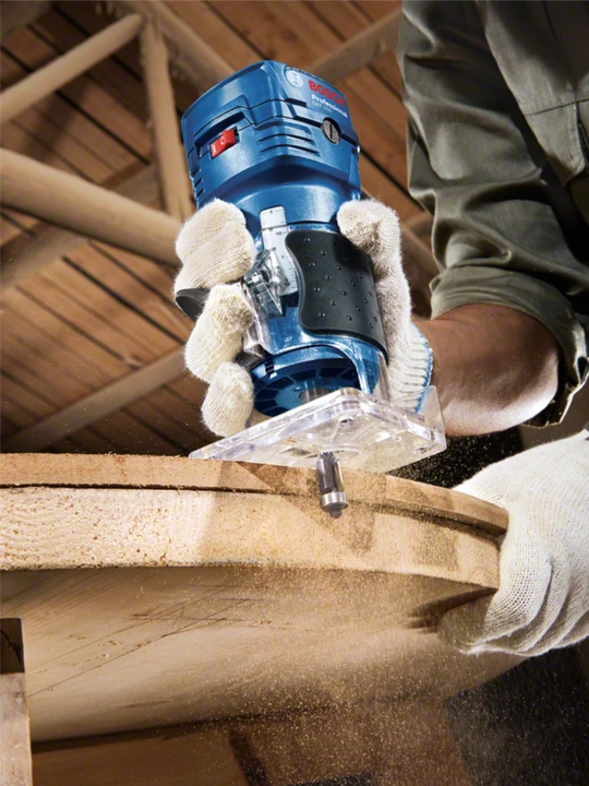 Фрезер BOSCH GKF 550