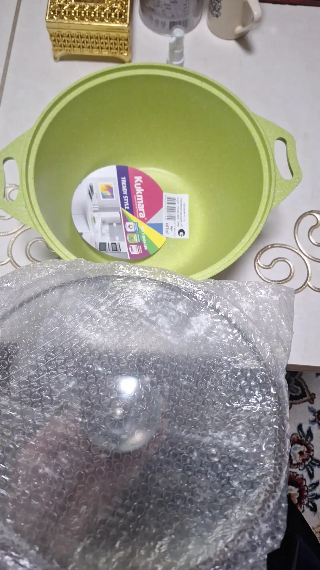 Kastryulya Kukmara Trendy Style, shisha qopqoq bilan, laym