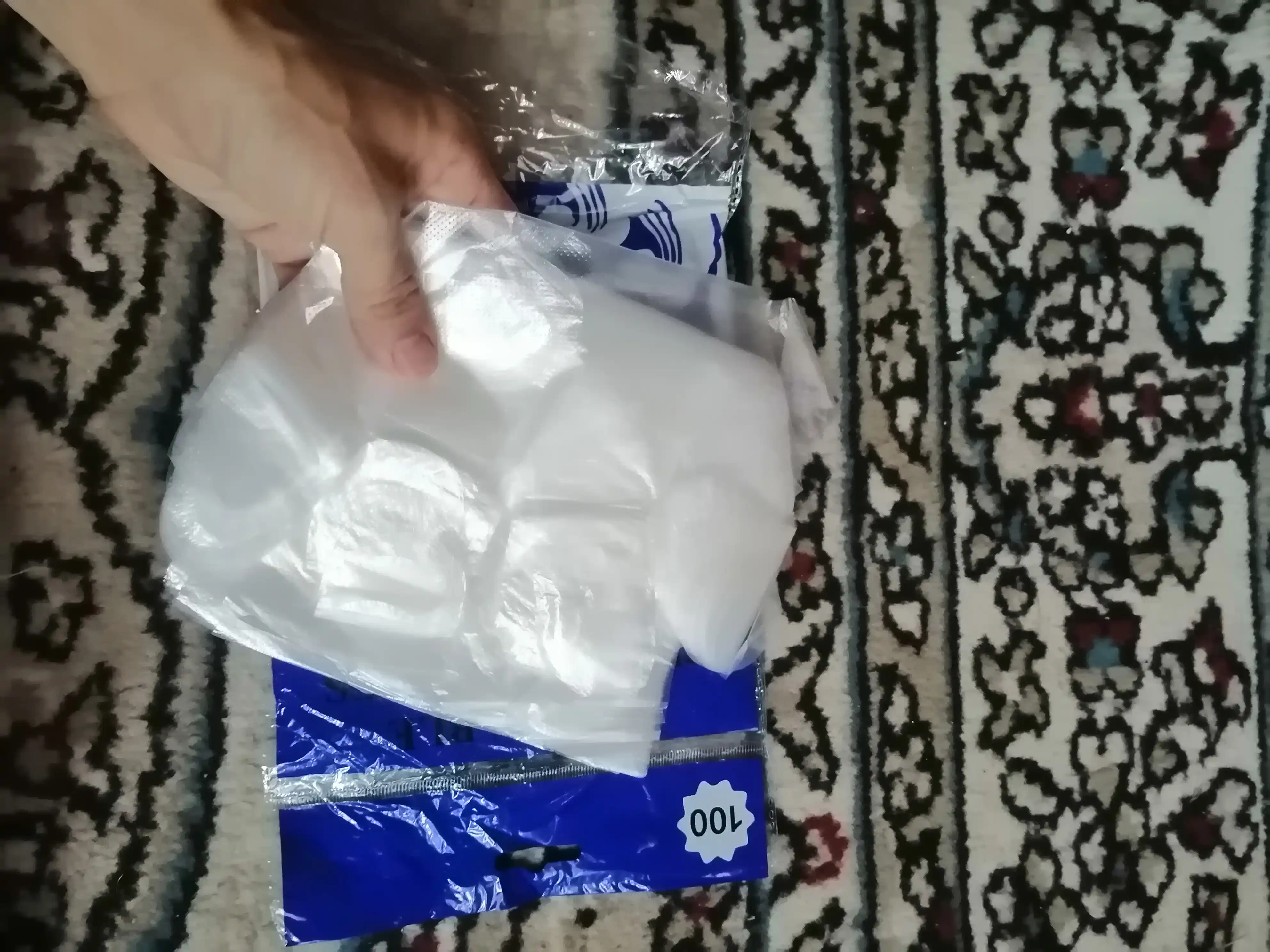 Bir martali ishlatiladigan polietilen qo'lqoplar, M o'lchami, 50 juft, 100 dona