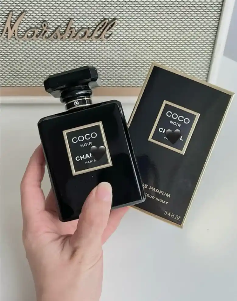 Ayollar uchun 2 tasi 1 da to'plam, ayollar uchun Jeneva qo'l soat, Noir atiri, 100 ml
