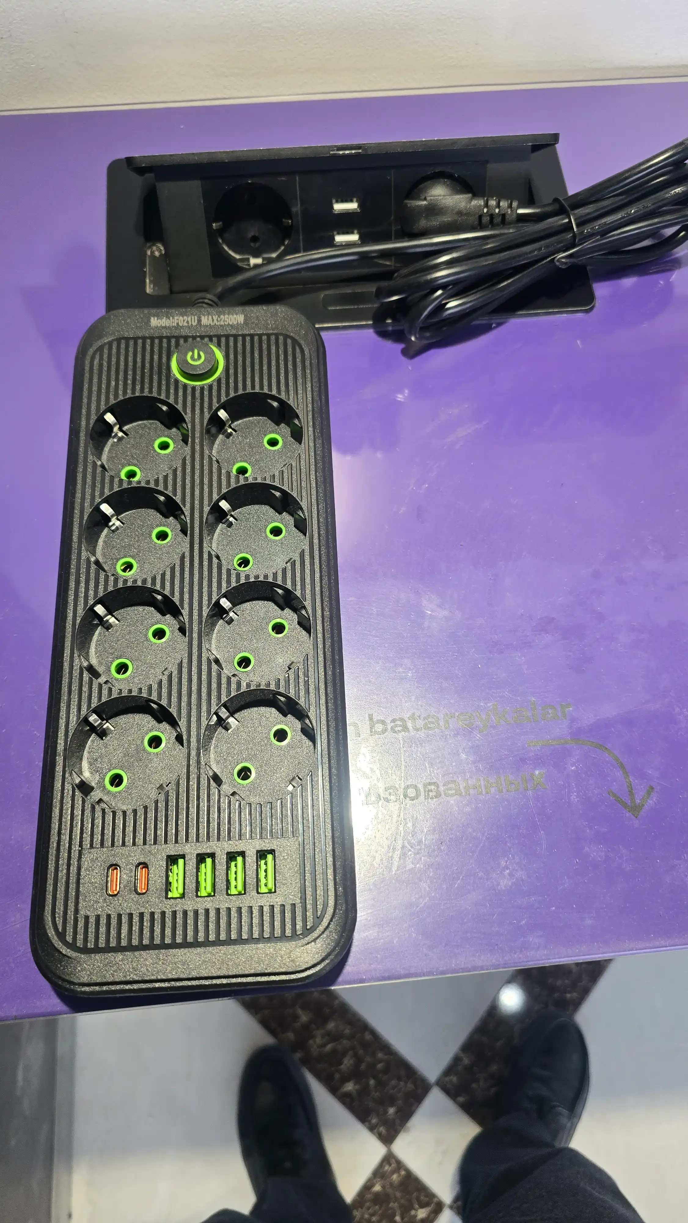 Elektr uzaytirgich, 2 metr, 3 ta USB port, Type-C, tarmoq filtri