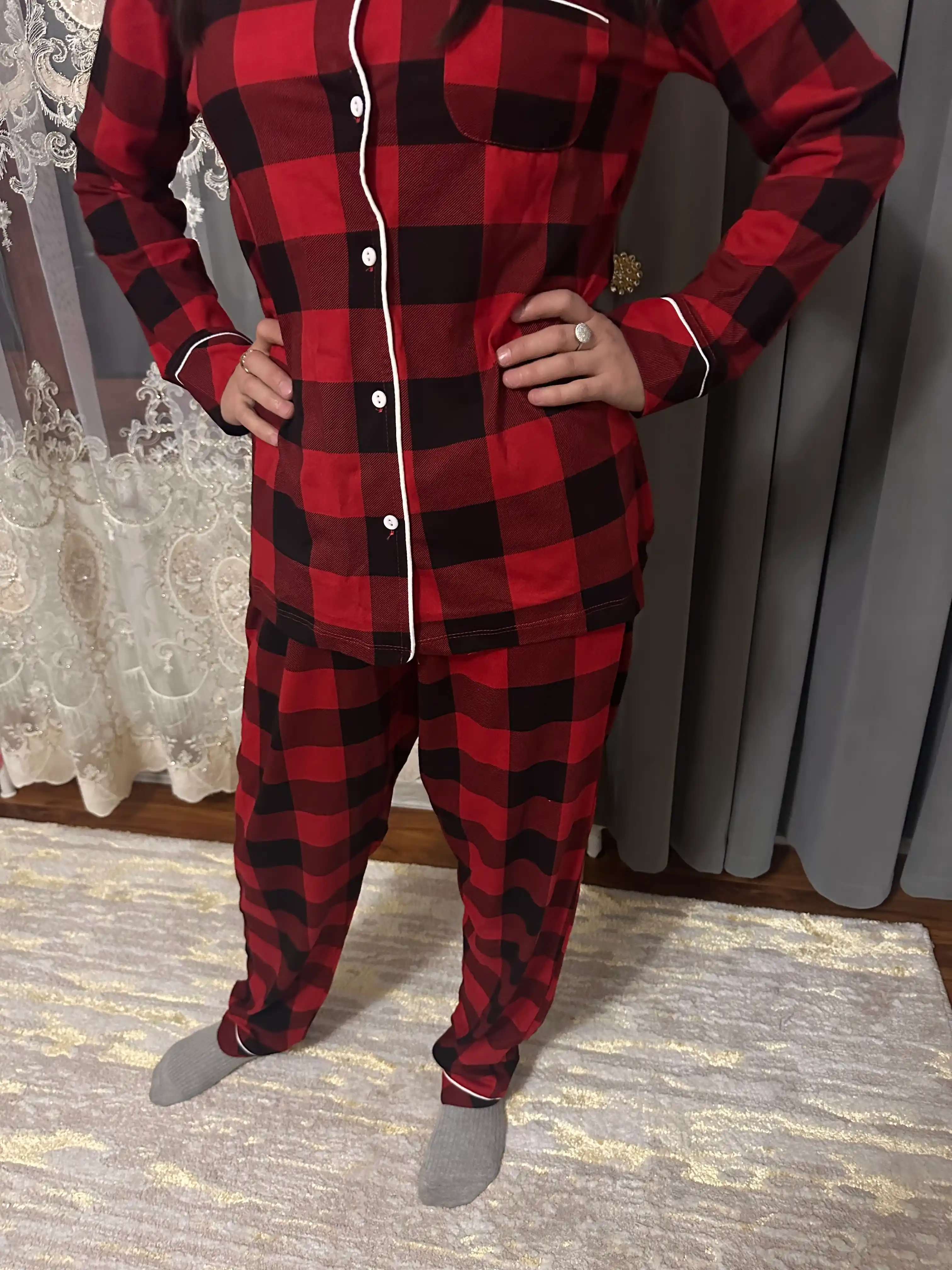 Pijama va uy kiyimi Milana-dan