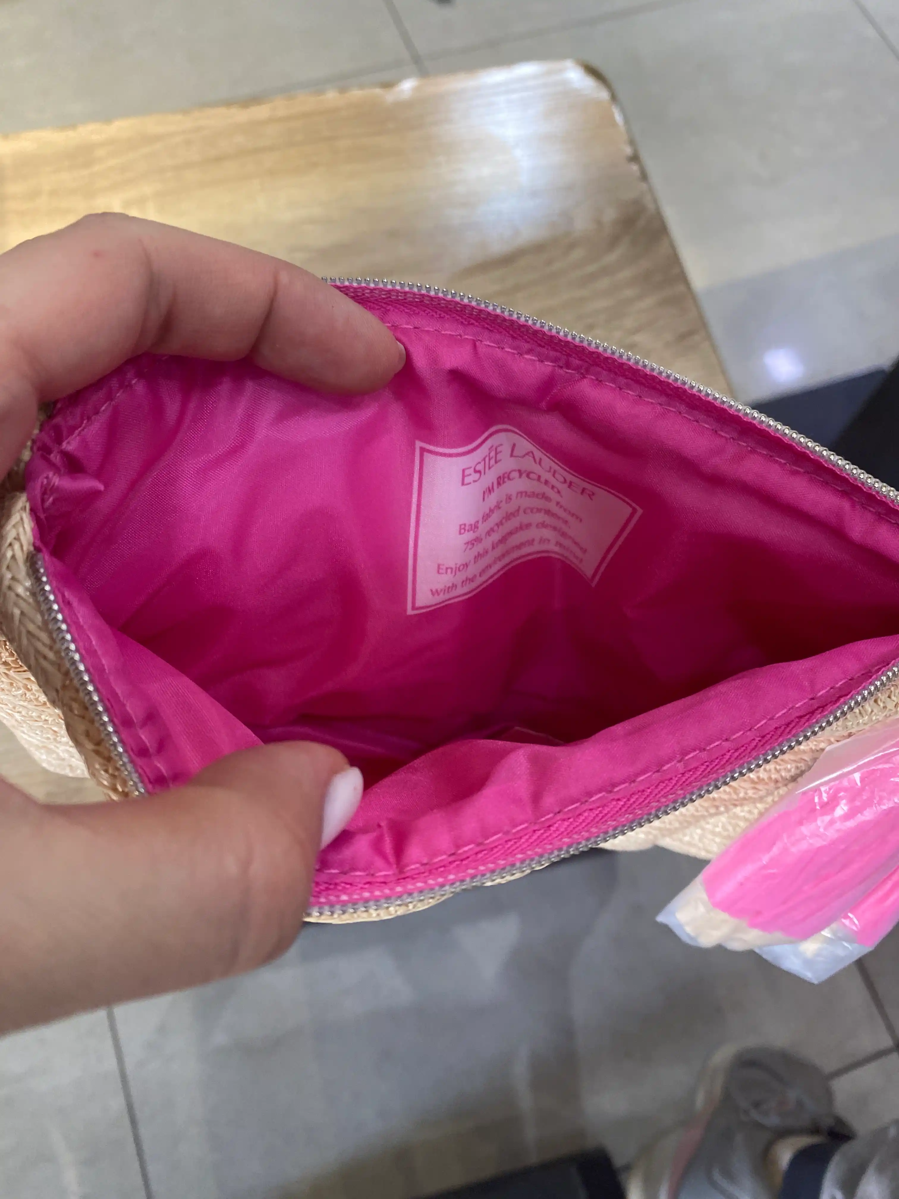 Estee Lauder ayollar kosmetik sumkasi