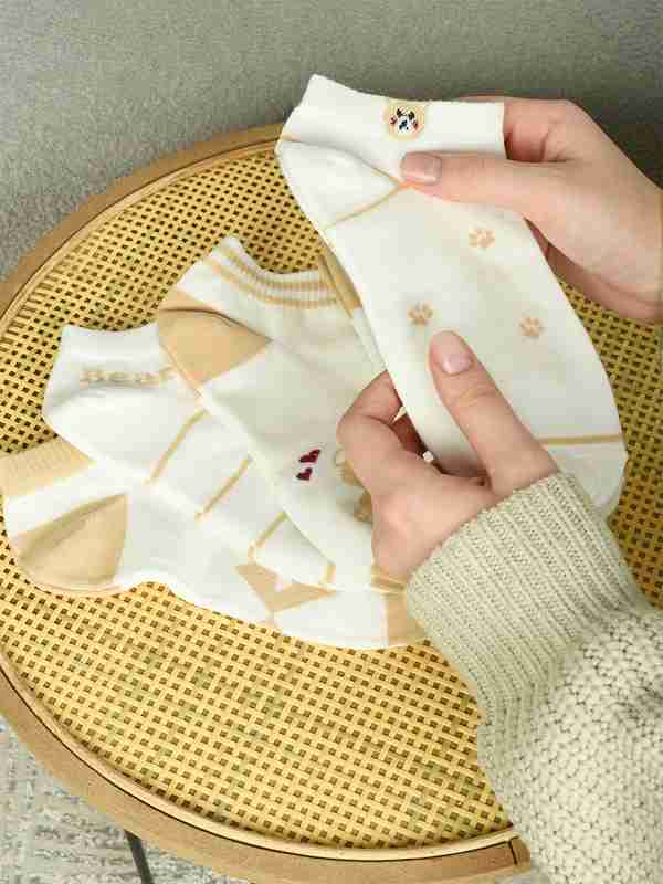 Rus vafli ishlab chiqaruvchi porno