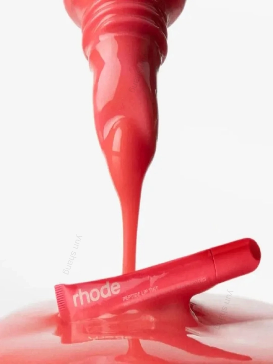 Для глубокого увлажнения губ и естественного блеска Lip Tint, 10 мл