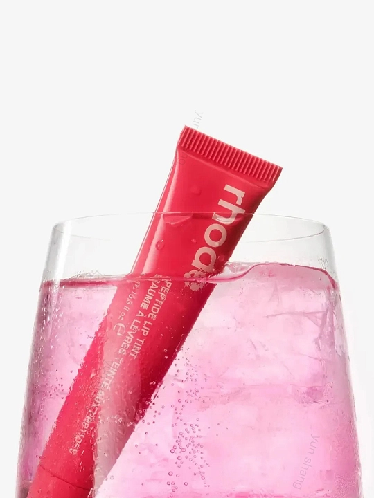 Для глубокого увлажнения губ и естественного блеска Lip Tint, 10 мл