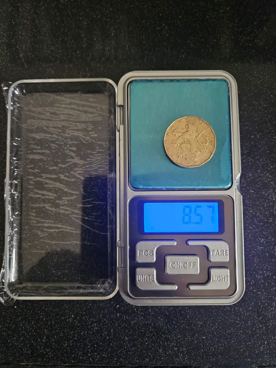 Elektron zargarlik tarozilari, batareyalar bilan, 200 g