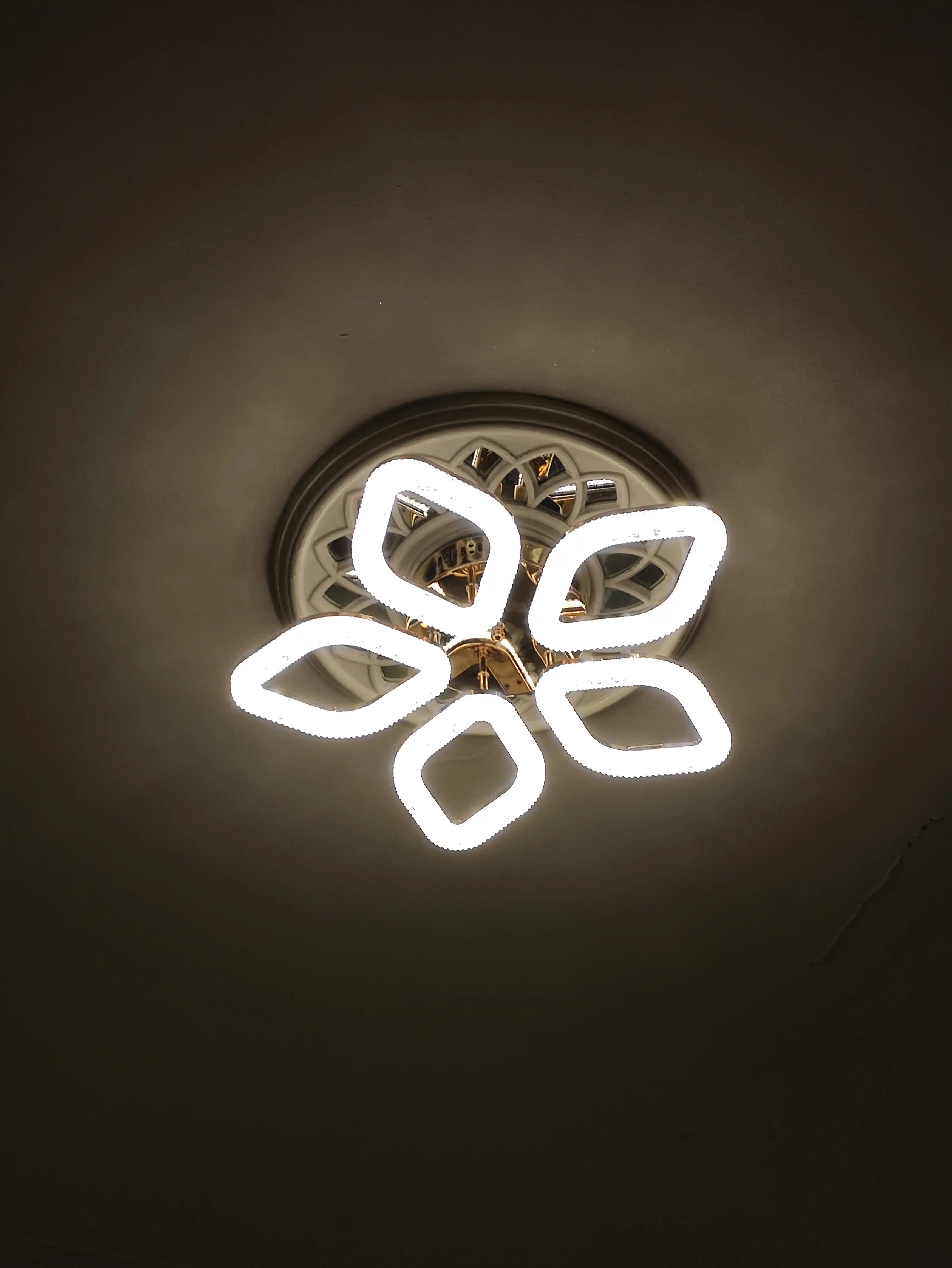 LED shift qandil, pultli yorug‘lik diodli qandil, 3 rejimli, kristalli, oshxona uchun