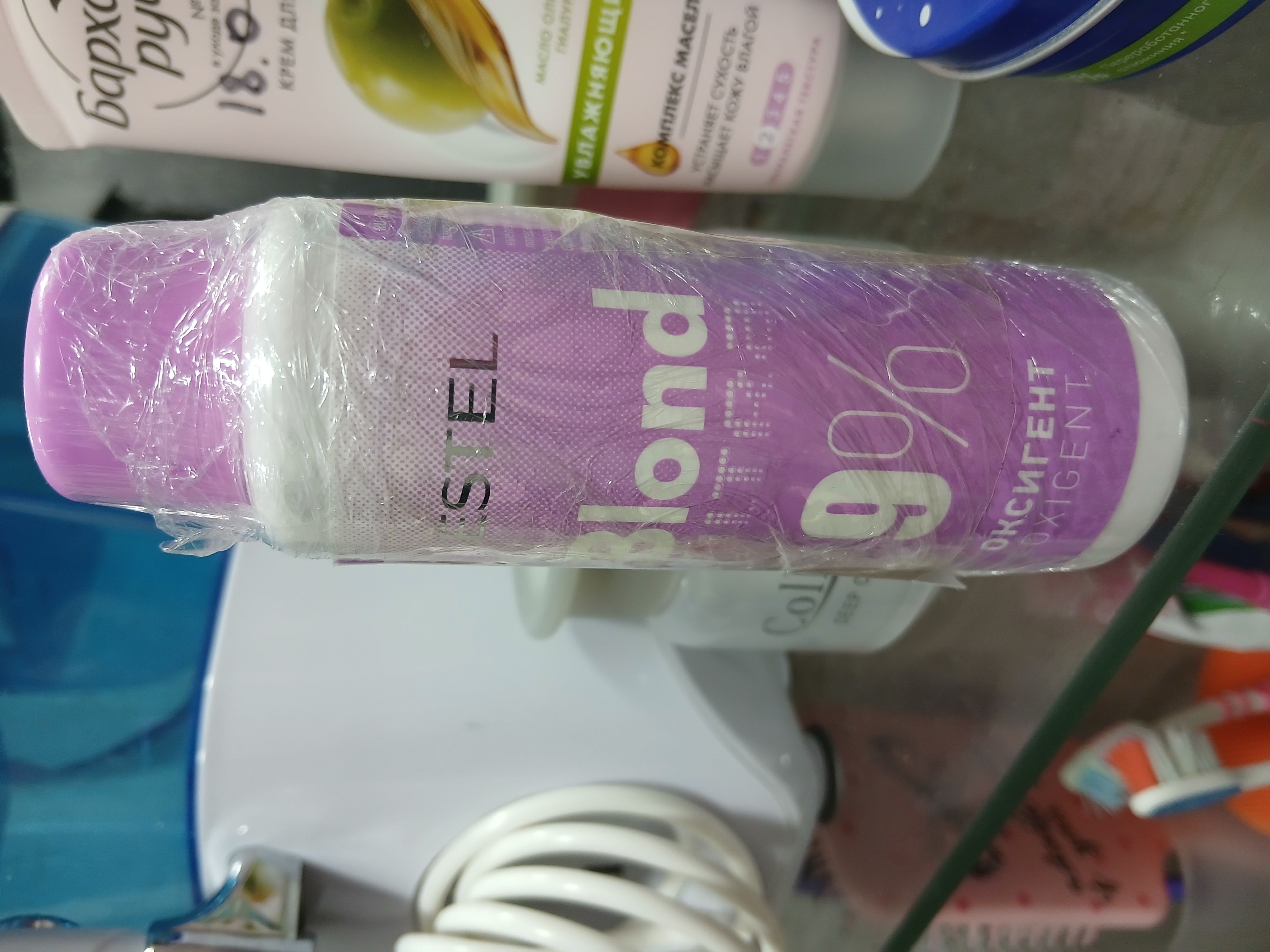 Обесцвечивающая пудра и оксигент 6% и 9% для волос, Estel Ultra Blond