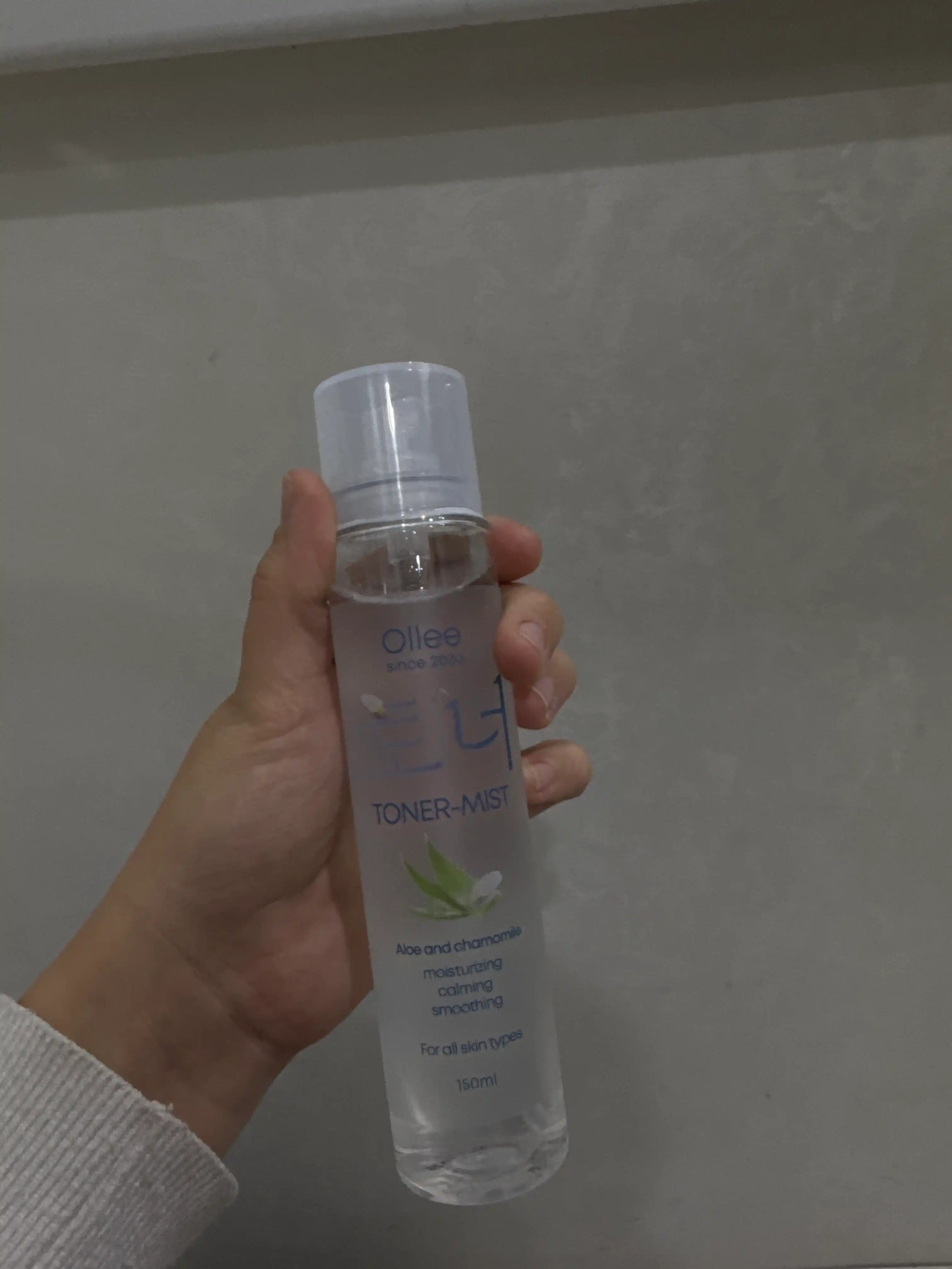 Aloe, moychechak va tremella qo‘shilgan OLLEE yuz uchun namlantiruvchi toner-mist, 80 ml