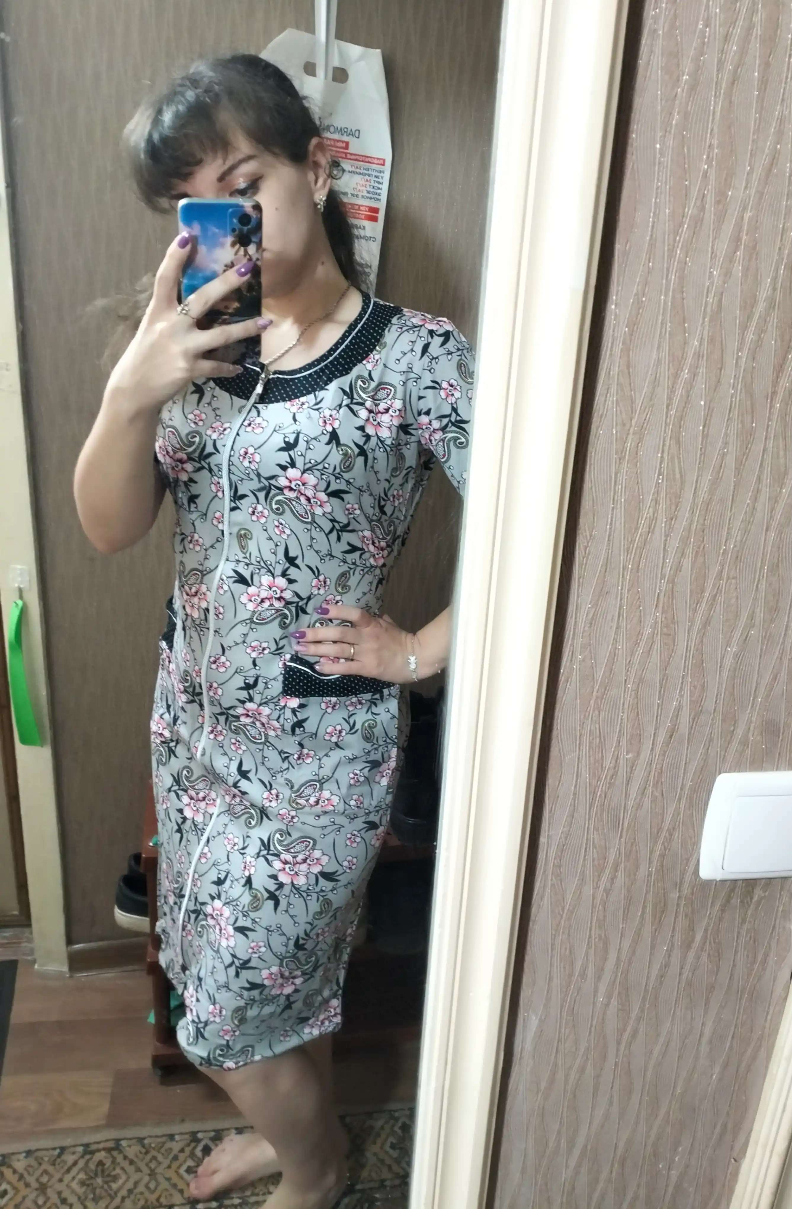 Ayollar uchun Flora xalati, uyda, belbog‘li qulfda, 100% paxta