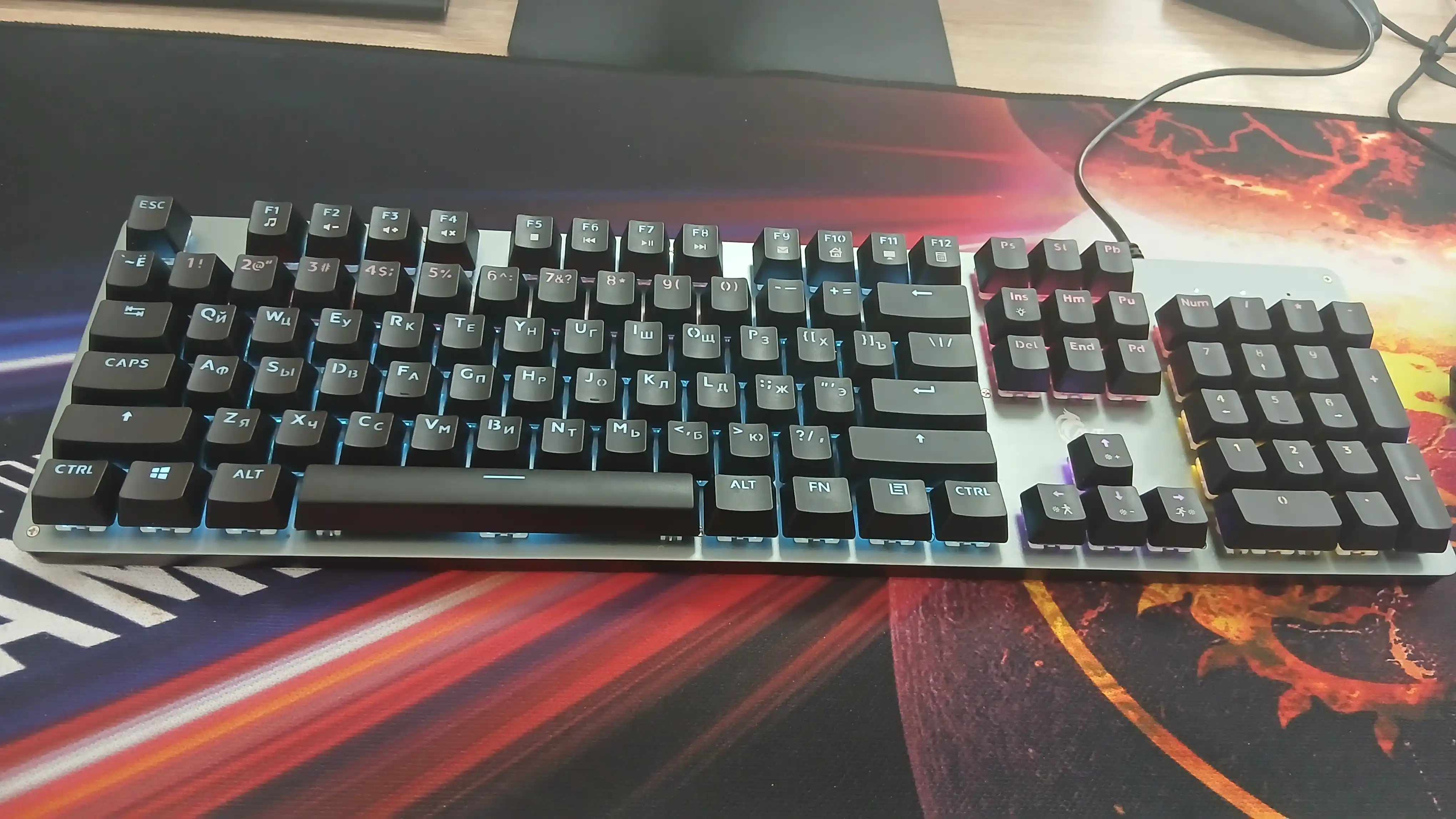 Simli mexanika oyin klaviaturasi AVT Gaming KGW02, Red Switch