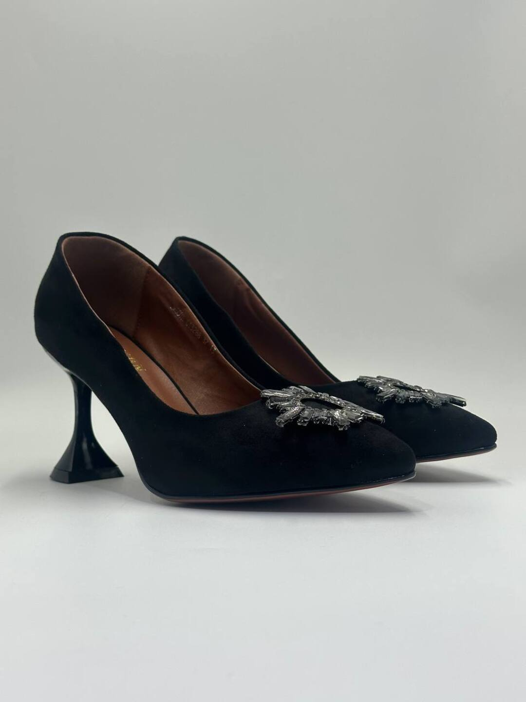 Sargish katta kokrak porno