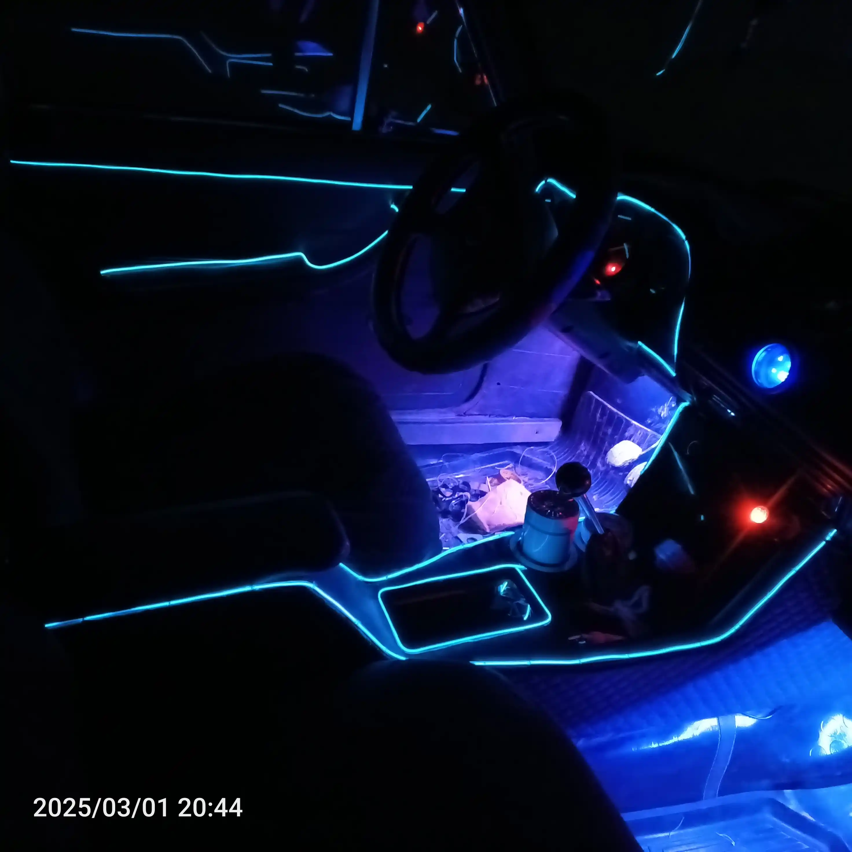 Avtomobil ichki qismi uchun neon moslashuvchan lenta, 12V