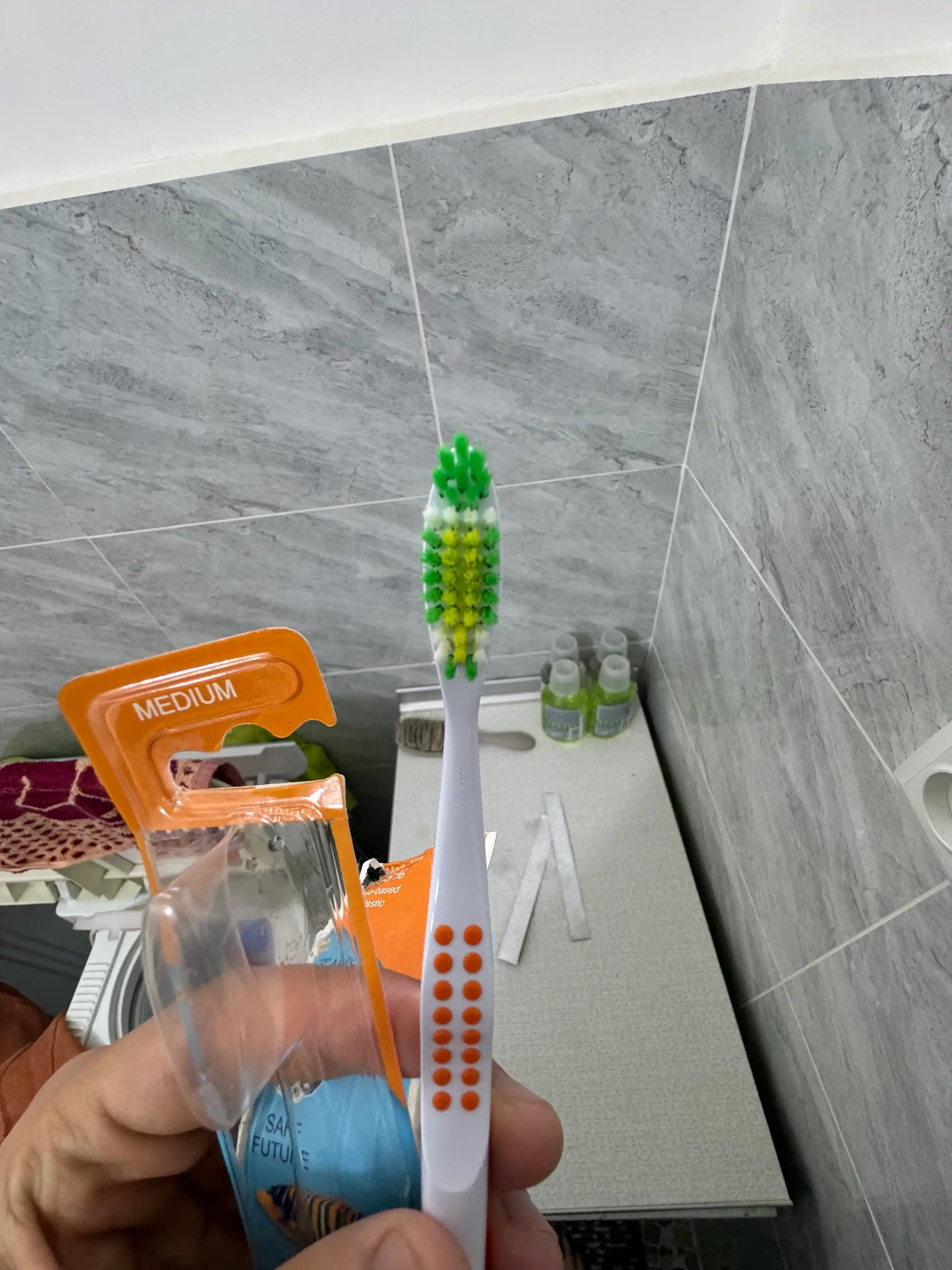 Зубная щетка CVDENT, medium
