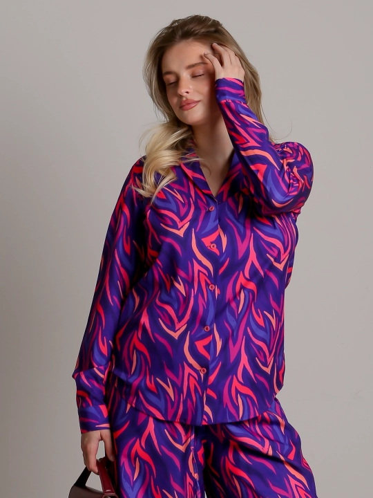 Suniy ipakdan oversize bluzka, yelkasi tushirilgan, S-L