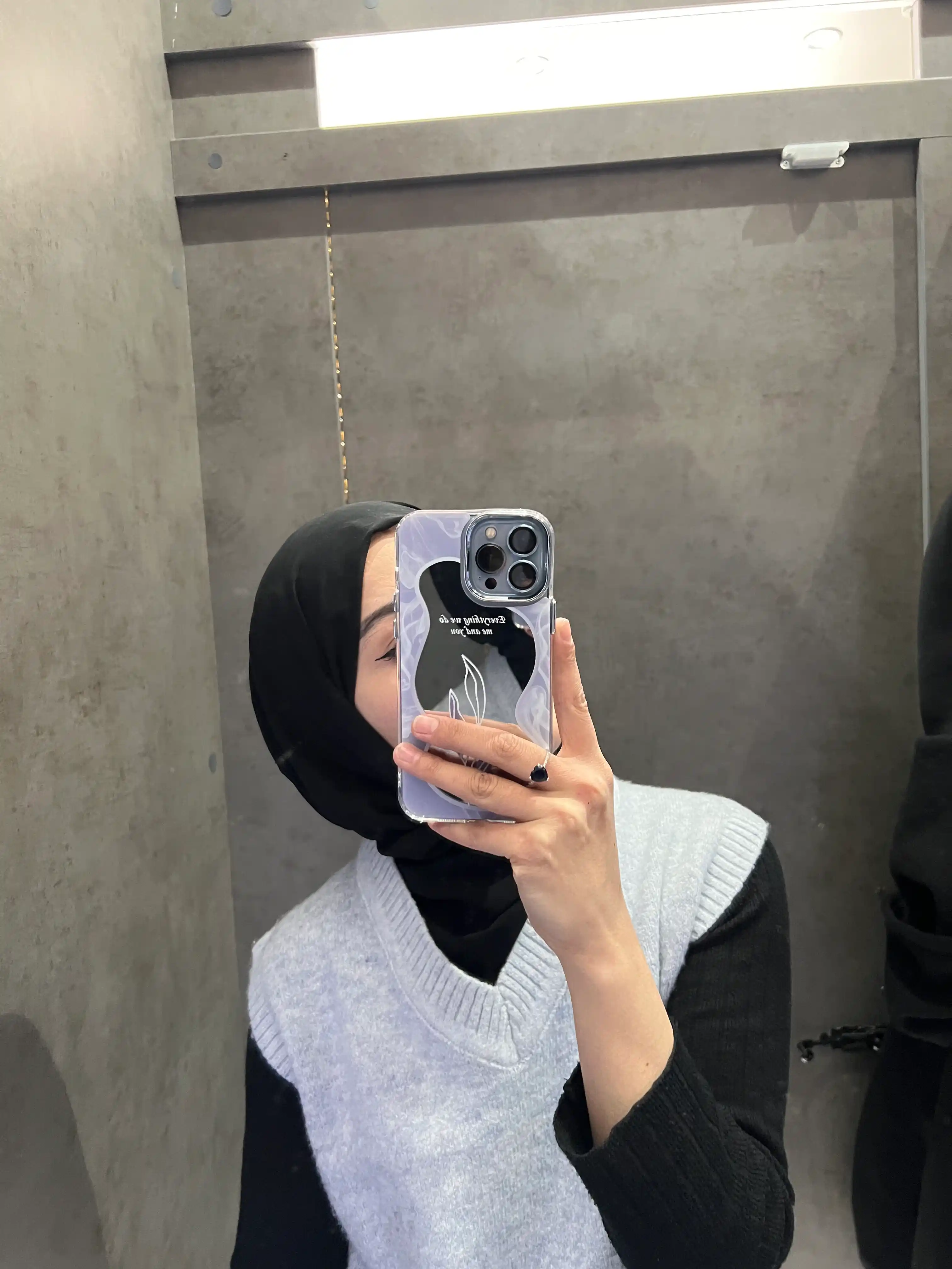 Ayollar jileti, Selfie