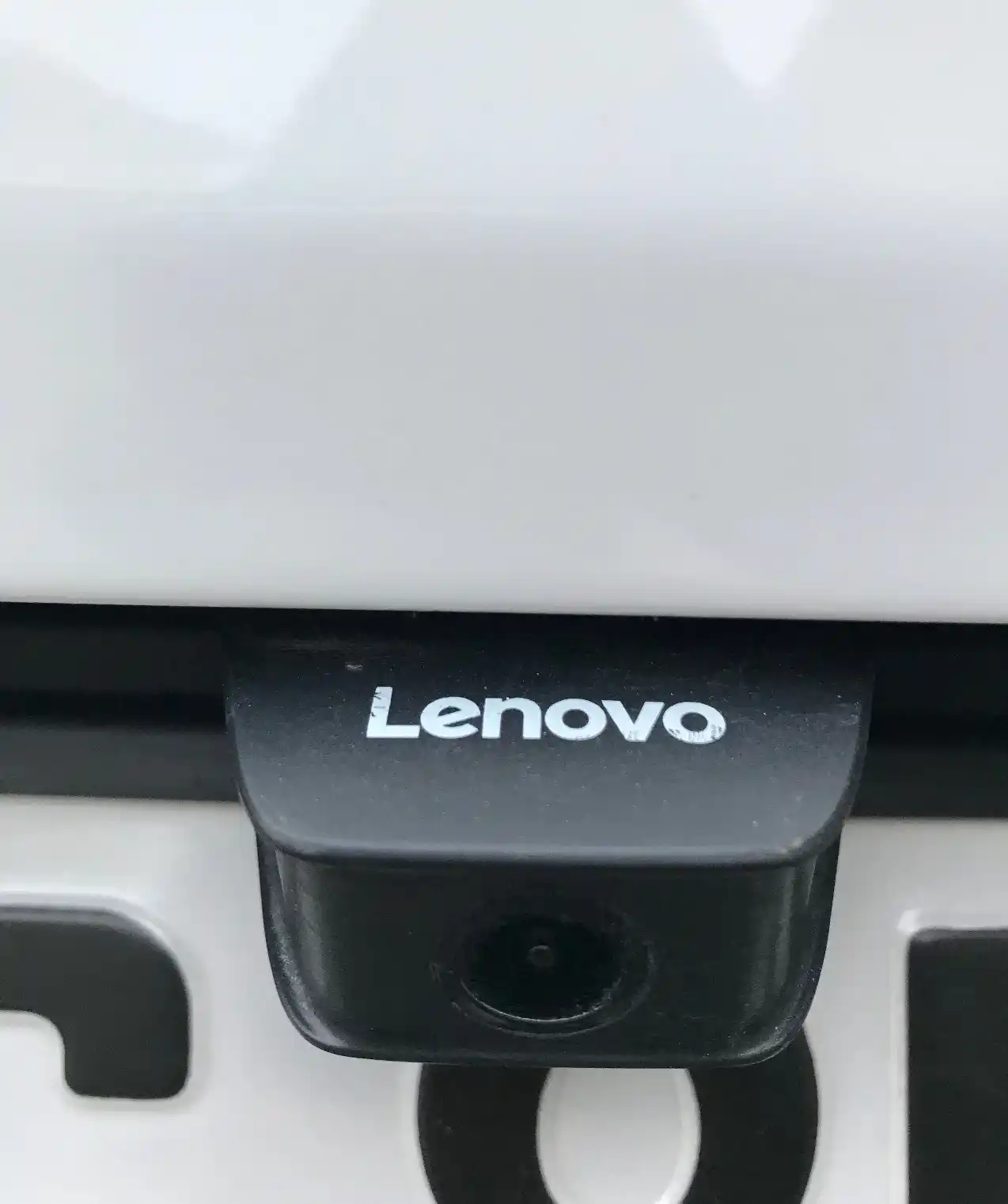 Lenovo V7 Sensorlik ekran Full HD, 170 darajali, 128 GB gacha xotira