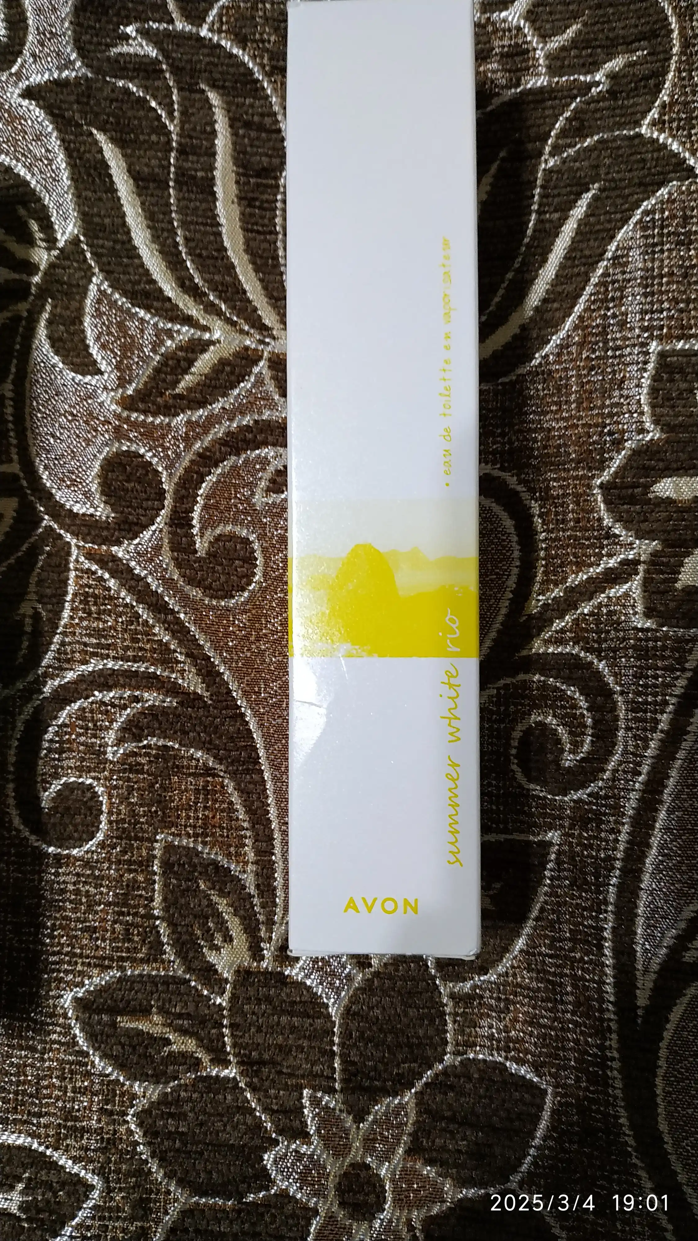 Xushoylangan suvi Avon Summer White Rio ayollar uchun, 50 ml