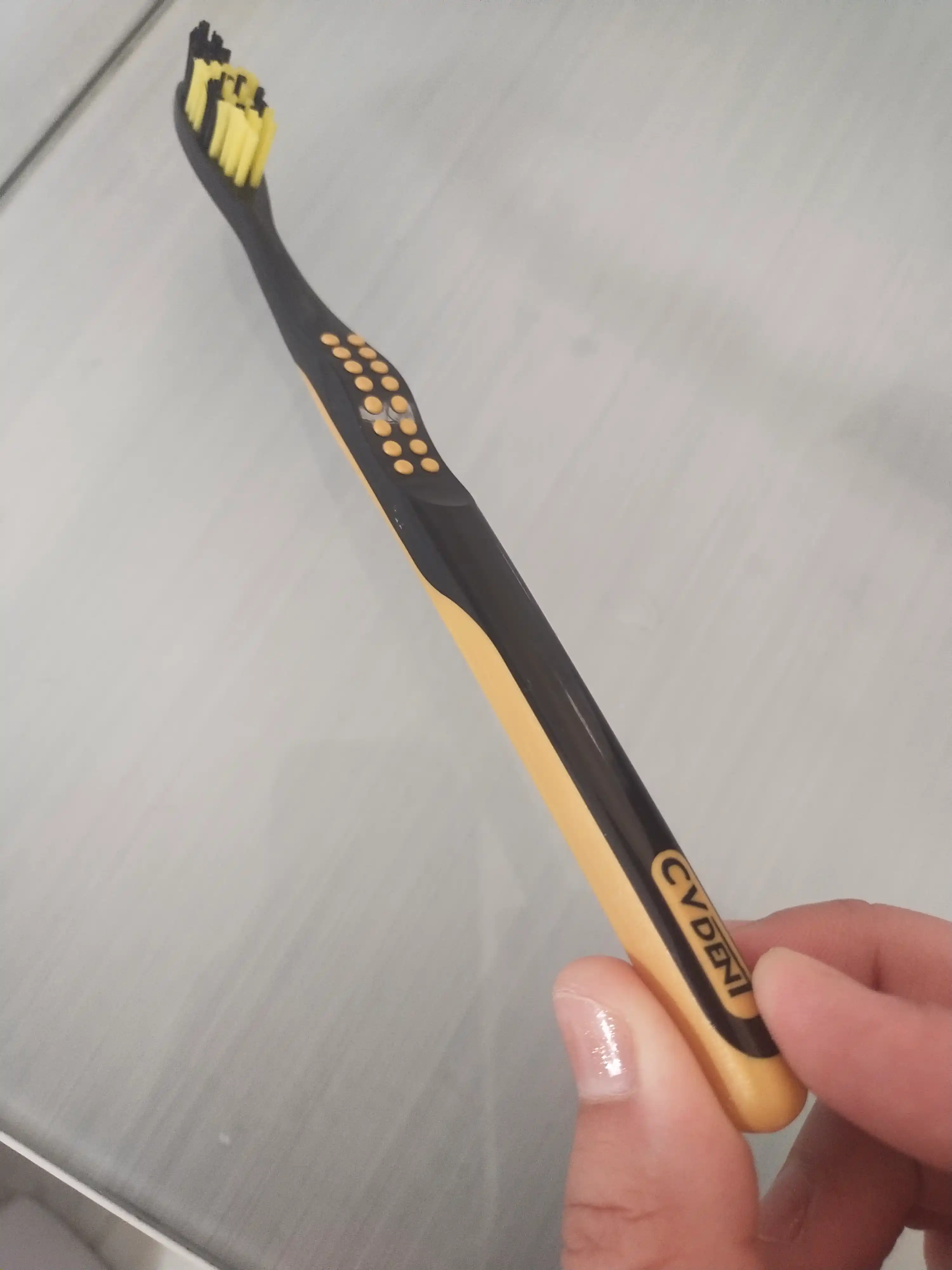 Зубная щетка CVDENT, medium