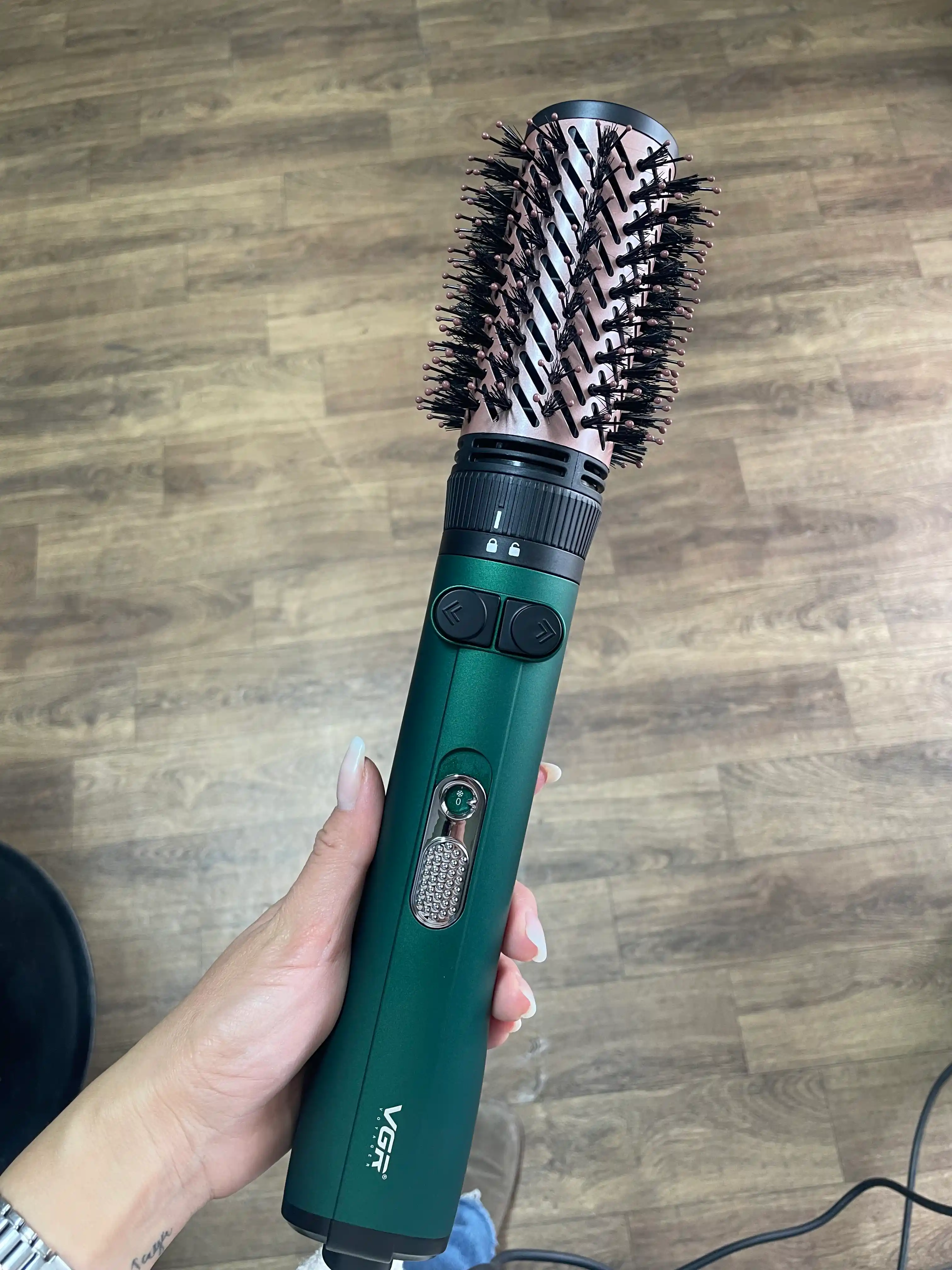 Professional soch quritgich VGR V-498 fen-taroq, 360 daraja aylanuvchi, keramik qoplamali