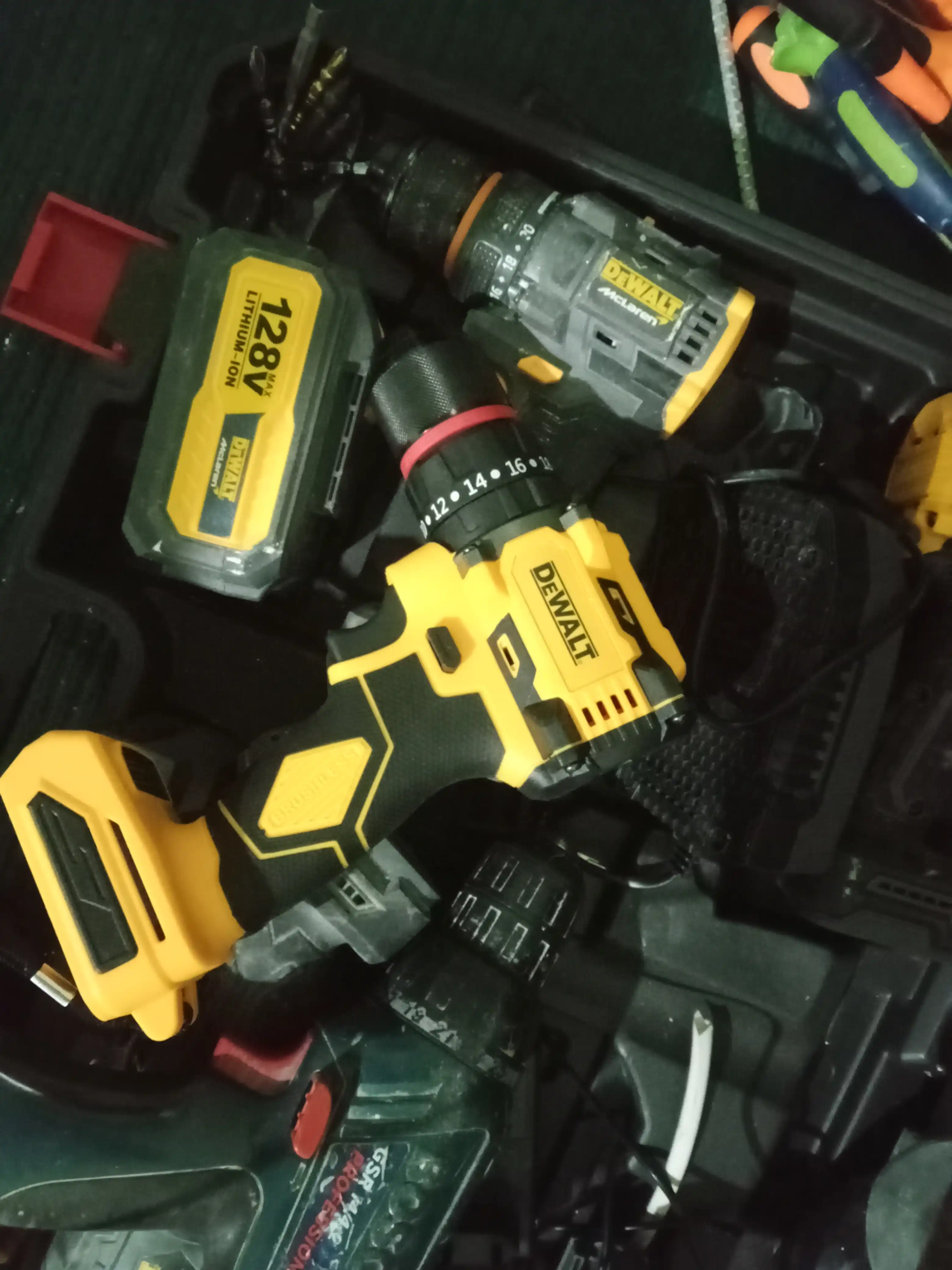 Drel-shurupovert akkumulyatorli 48V, cho‘tkasiz motor, 2 Li-ion akkumulyator