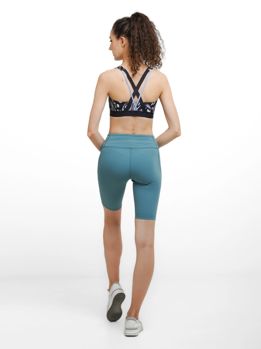 Sport shortilari One Degree ayollar uchun